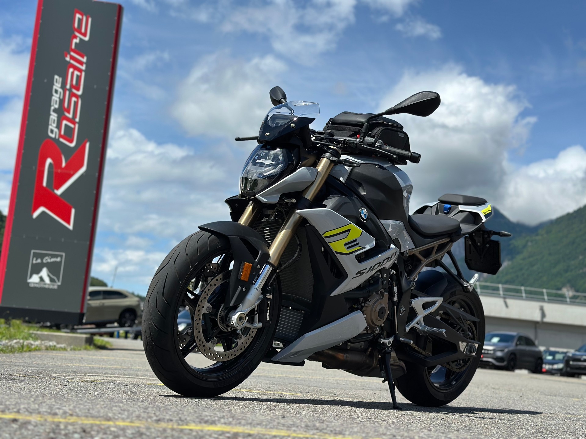 BMW S 1000 R-image-1