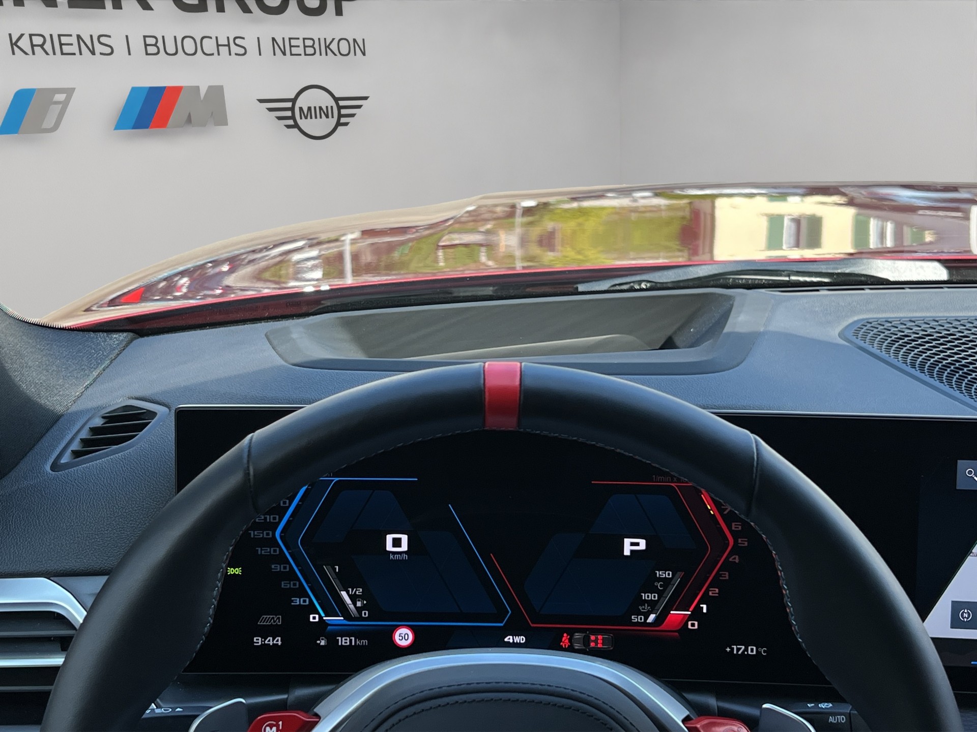 BMW M3 Touring xDrive Competition M-image-10