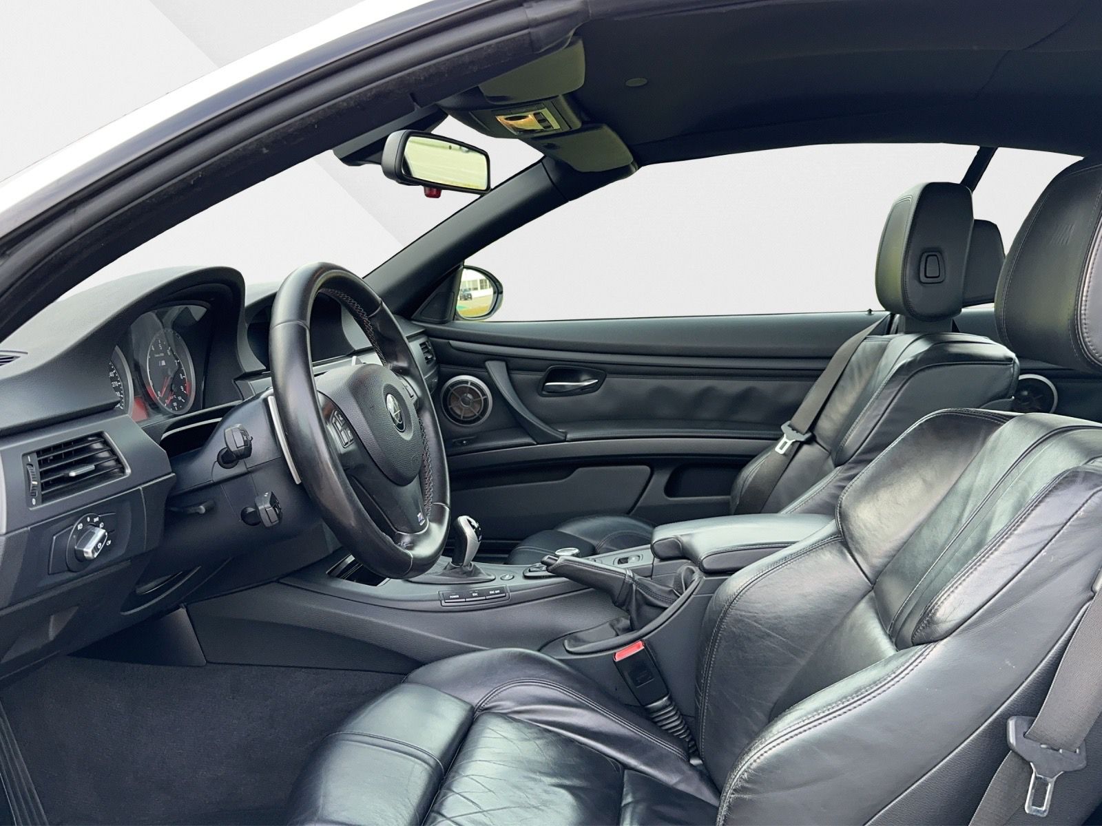BMW M3 Cabriolet DSG-image-13
