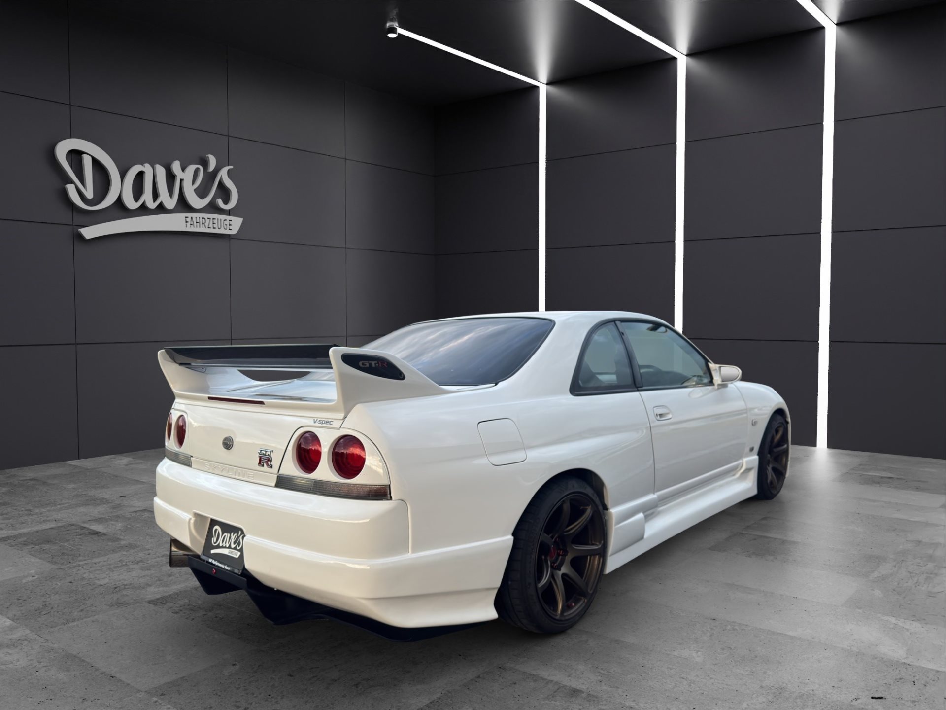NISSAN Skyline GT-R33 V-SPEC-image-5