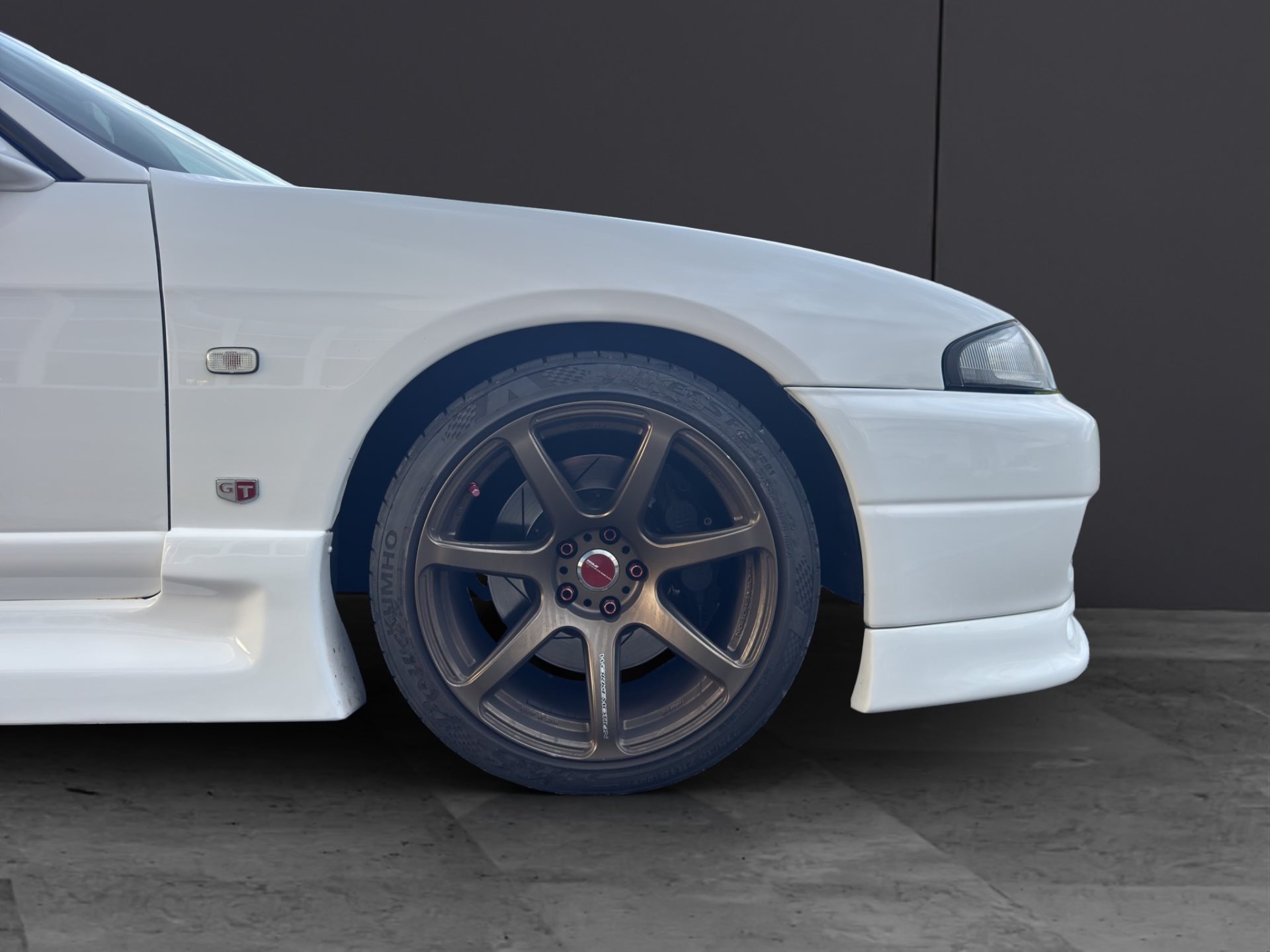 NISSAN Skyline GT-R33 V-SPEC-image-23