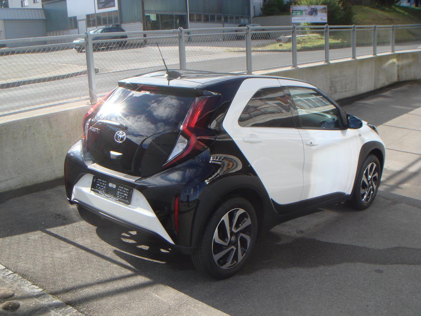 TOYOTA Aygo X 1.0 VVT-i Trend-image-15