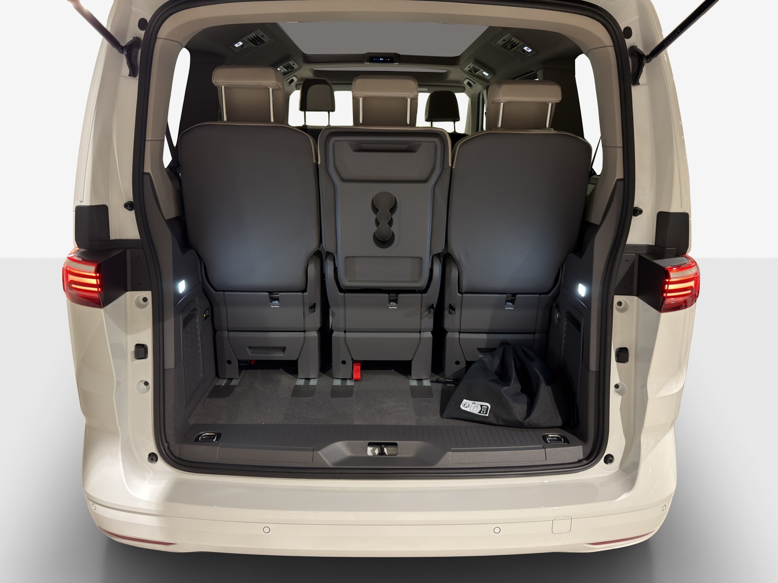 VW Multivan 1.5 eHybrid 4Motion DSG-image-12