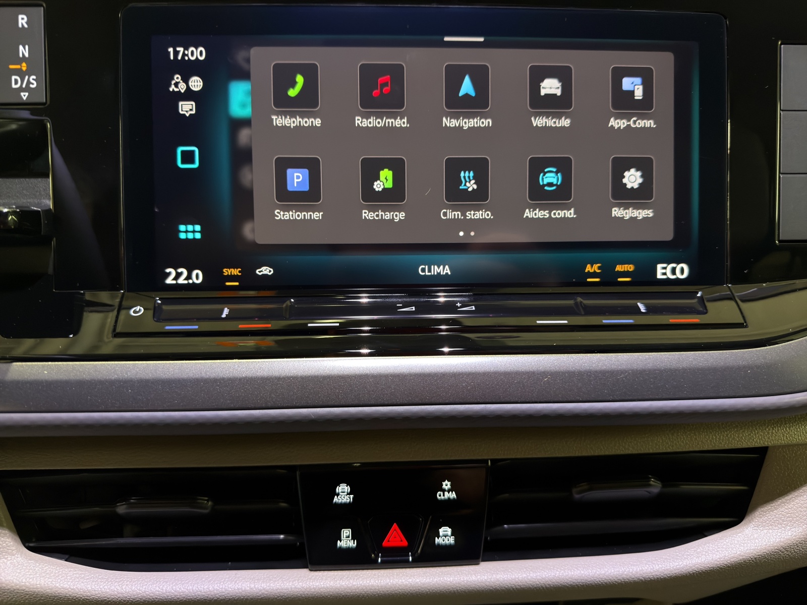 VW Multivan 1.5 eHybrid 4Motion DSG-image-10