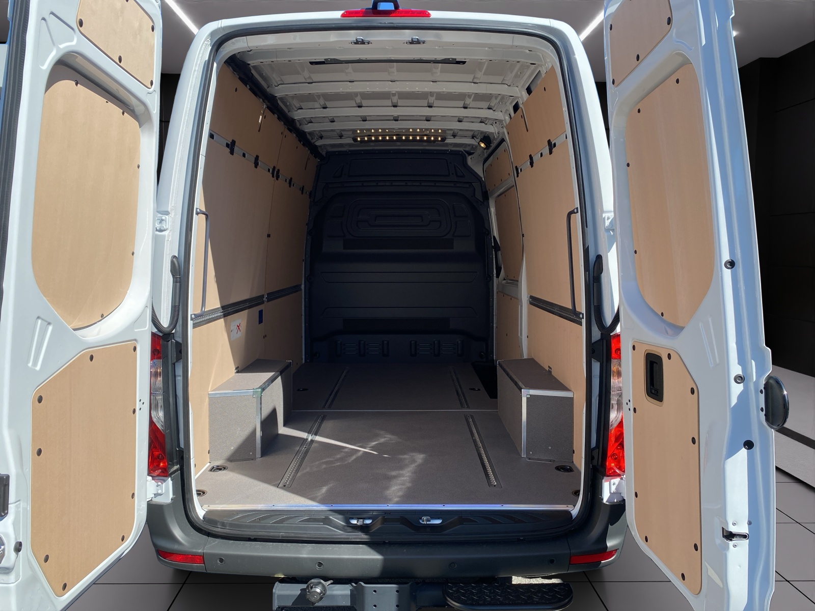 MERCEDES-BENZ Sprinter 315 CDI PRO Standard 9G-TRONIC-image-11