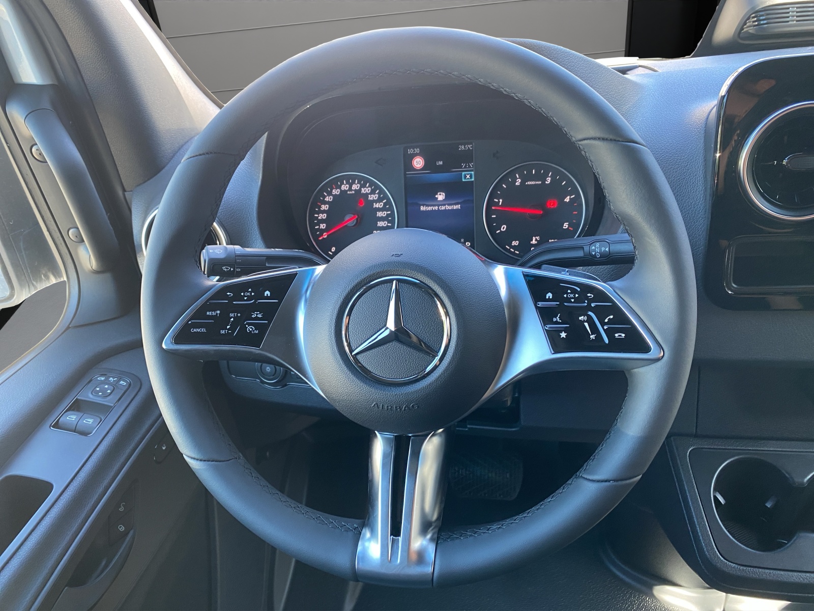 MERCEDES-BENZ Sprinter 315 CDI PRO Standard 9G-TRONIC-image-8