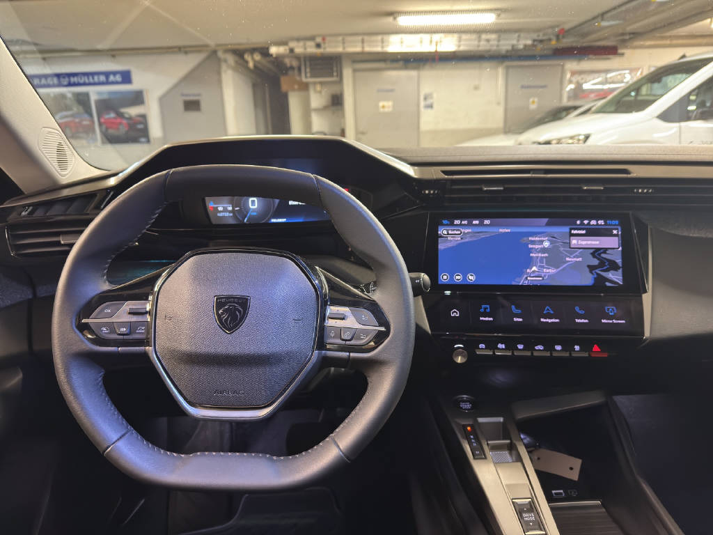PEUGEOT 408 1.2 PureTech Allure Pack-image-6