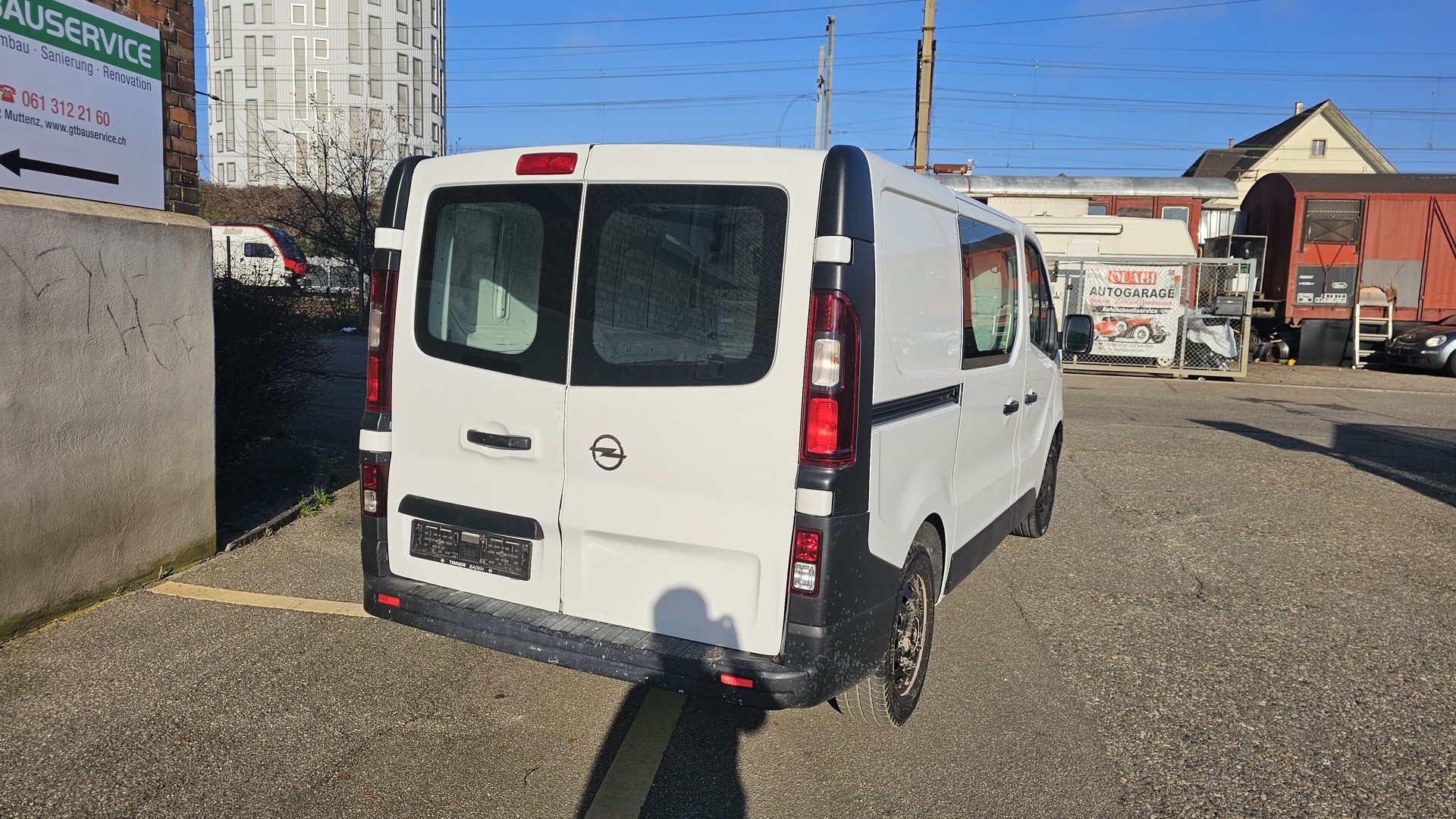 OPEL Vivaro 1.6 CDTI 2.7t L1H1-image-9