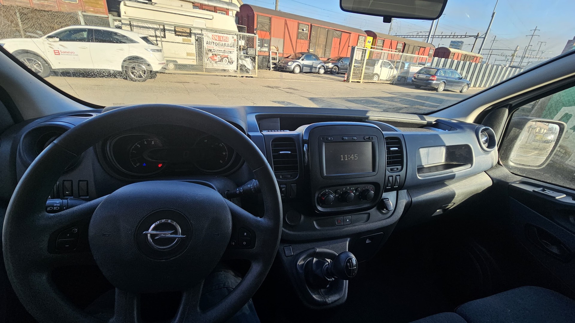 OPEL Vivaro 1.6 CDTI 2.7t L1H1-image-6