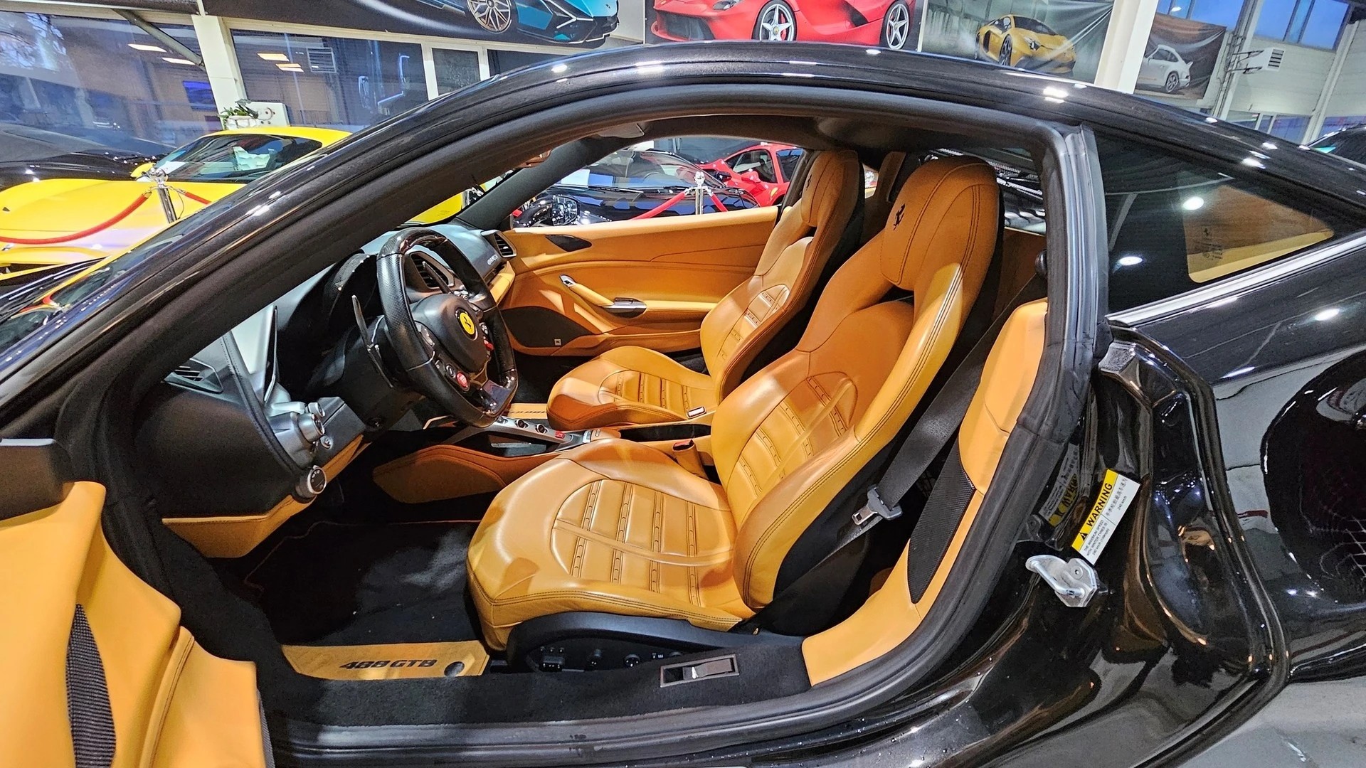 FERRARI 488 GTB 3.9 Turbo *CH-FAHRZEUG*-image-7