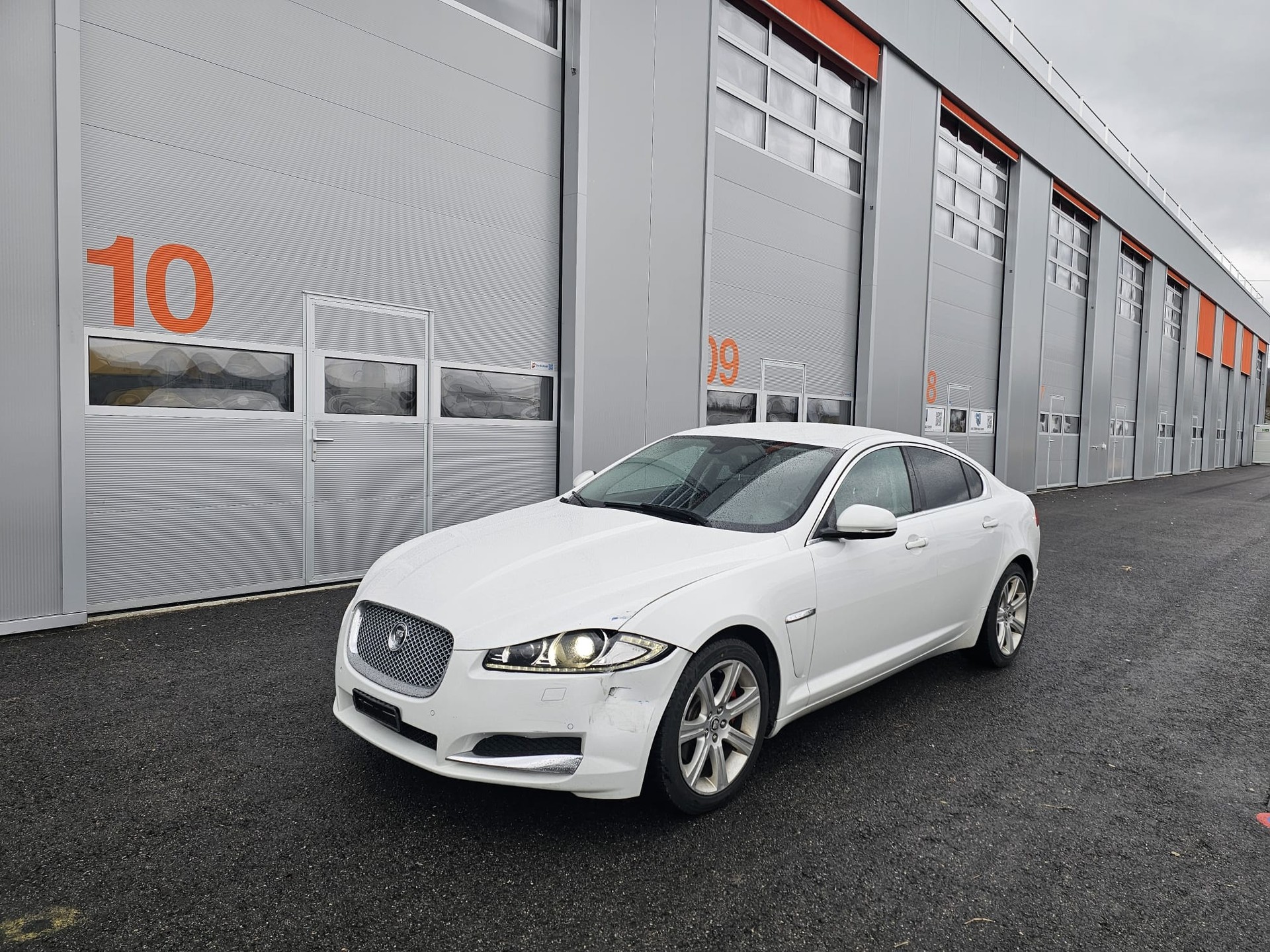 JAGUAR XF 2.2d