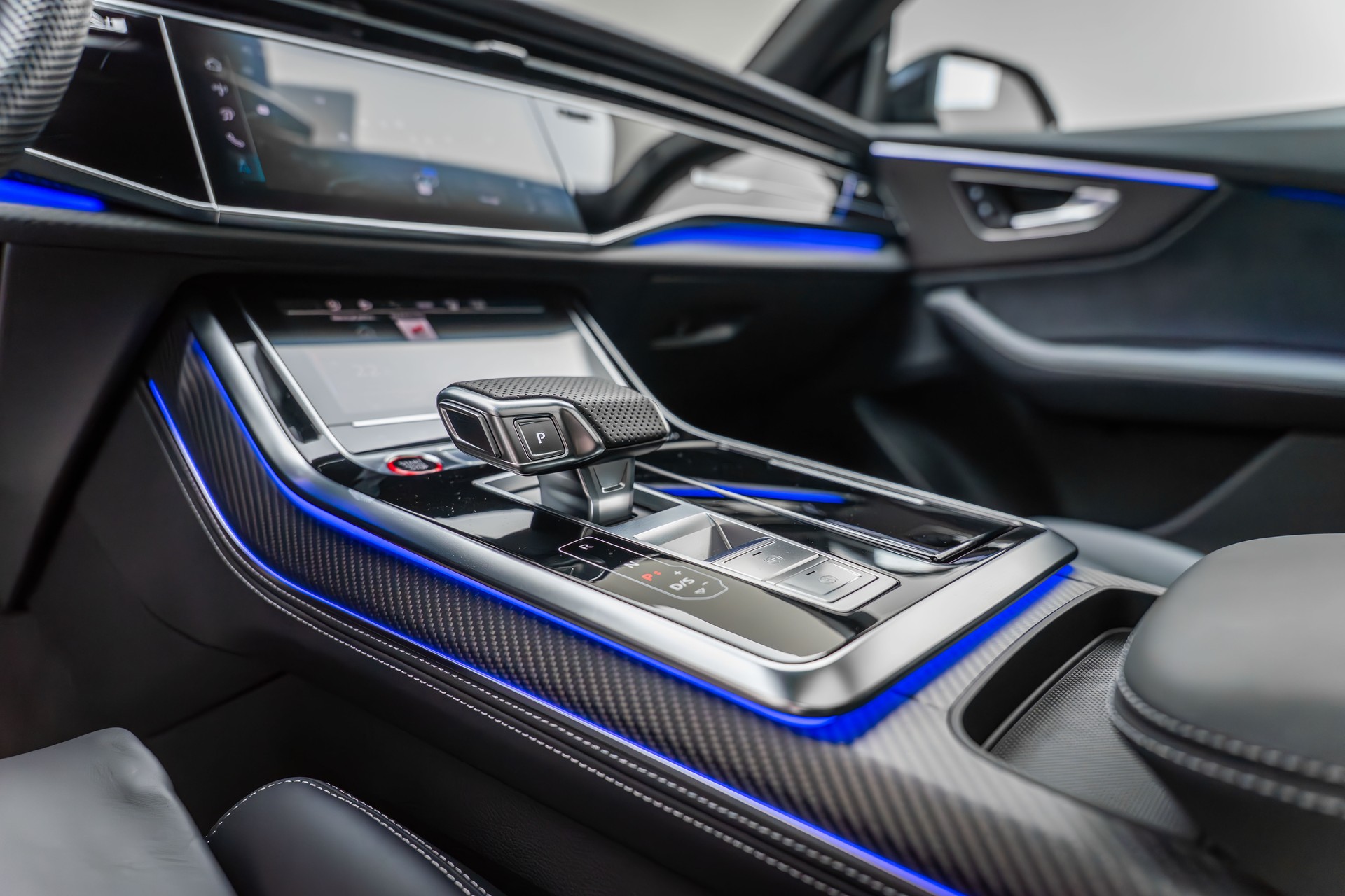 AUDI SQ8 SUV TFSI quattro tiptronic - AUDI Exclusive-image-22