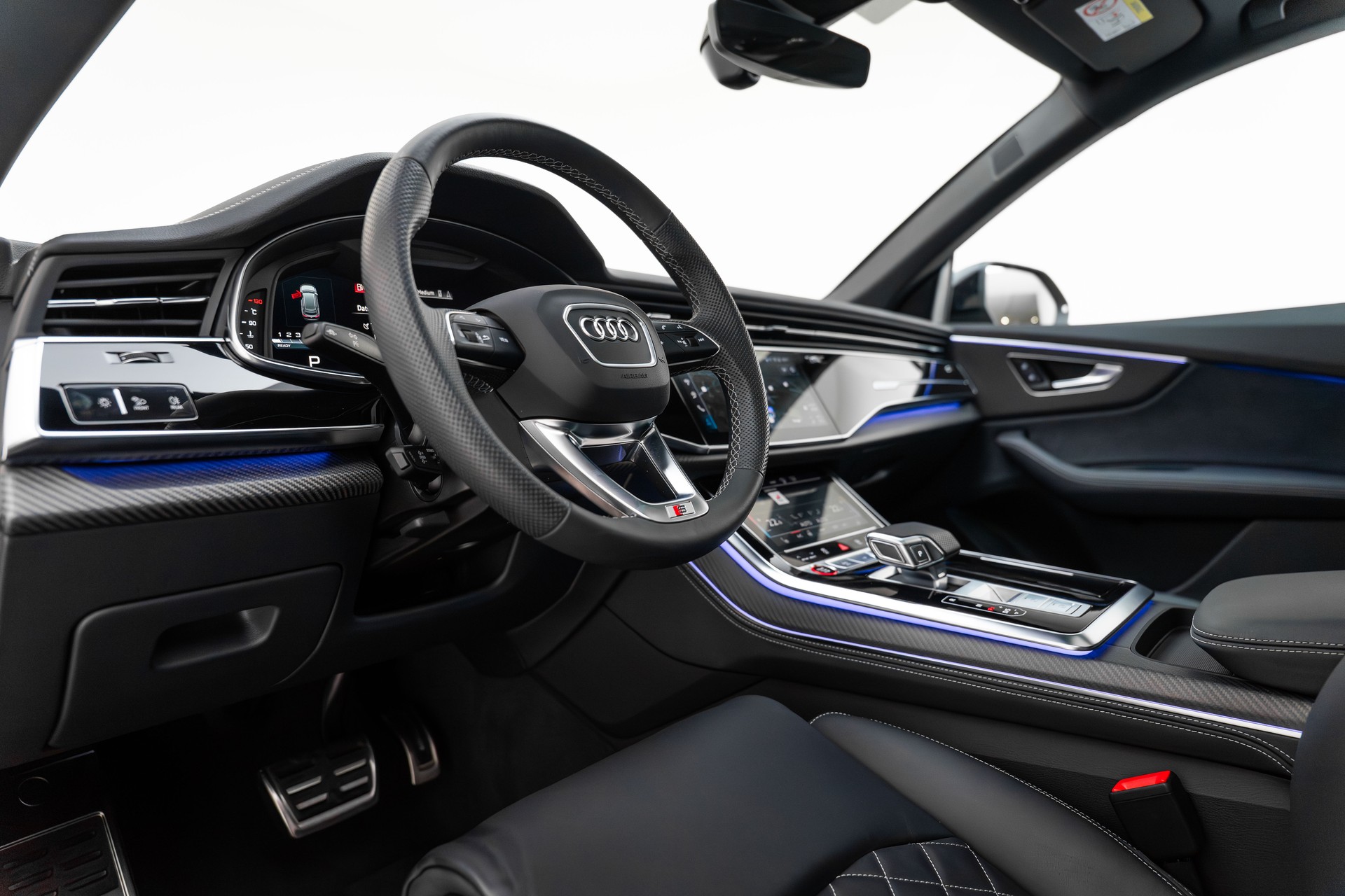 AUDI SQ8 SUV TFSI quattro tiptronic - AUDI Exclusive-image-21