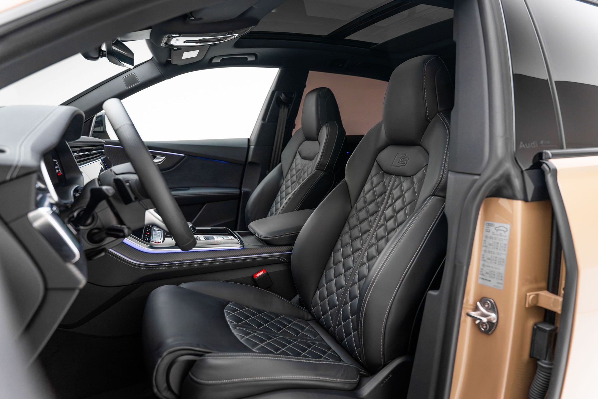AUDI SQ8 SUV TFSI quattro tiptronic - AUDI Exclusive-image-20