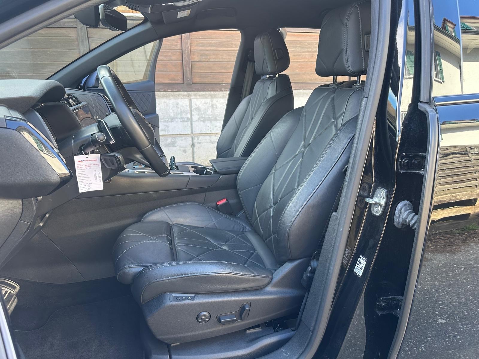 DS AUTOMOBILES DS 7 Crossback E-Tense 300 SO Chic-image-9