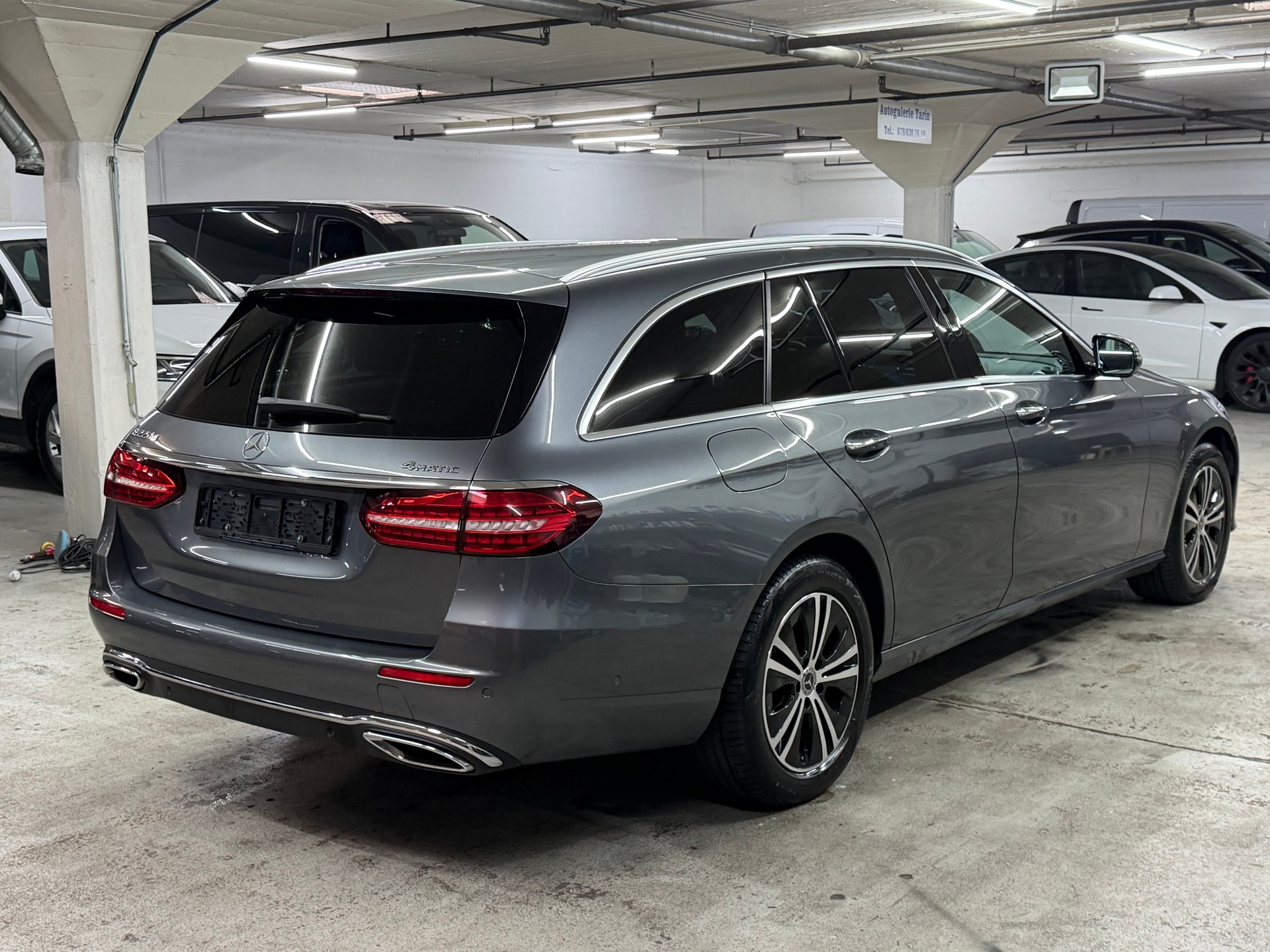 MERCEDES-BENZ E 220 d T 4Matic Swiss Star 9G-Tronic-image-14