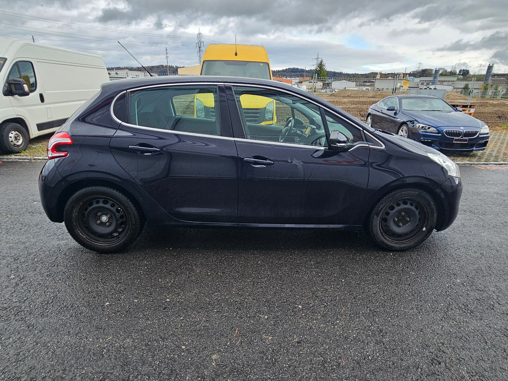 PEUGEOT 208 1.6 VTI Allure-image-5