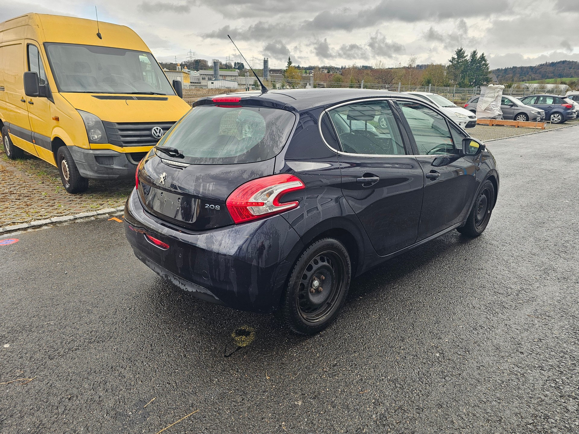 PEUGEOT 208 1.6 VTI Allure-image-4