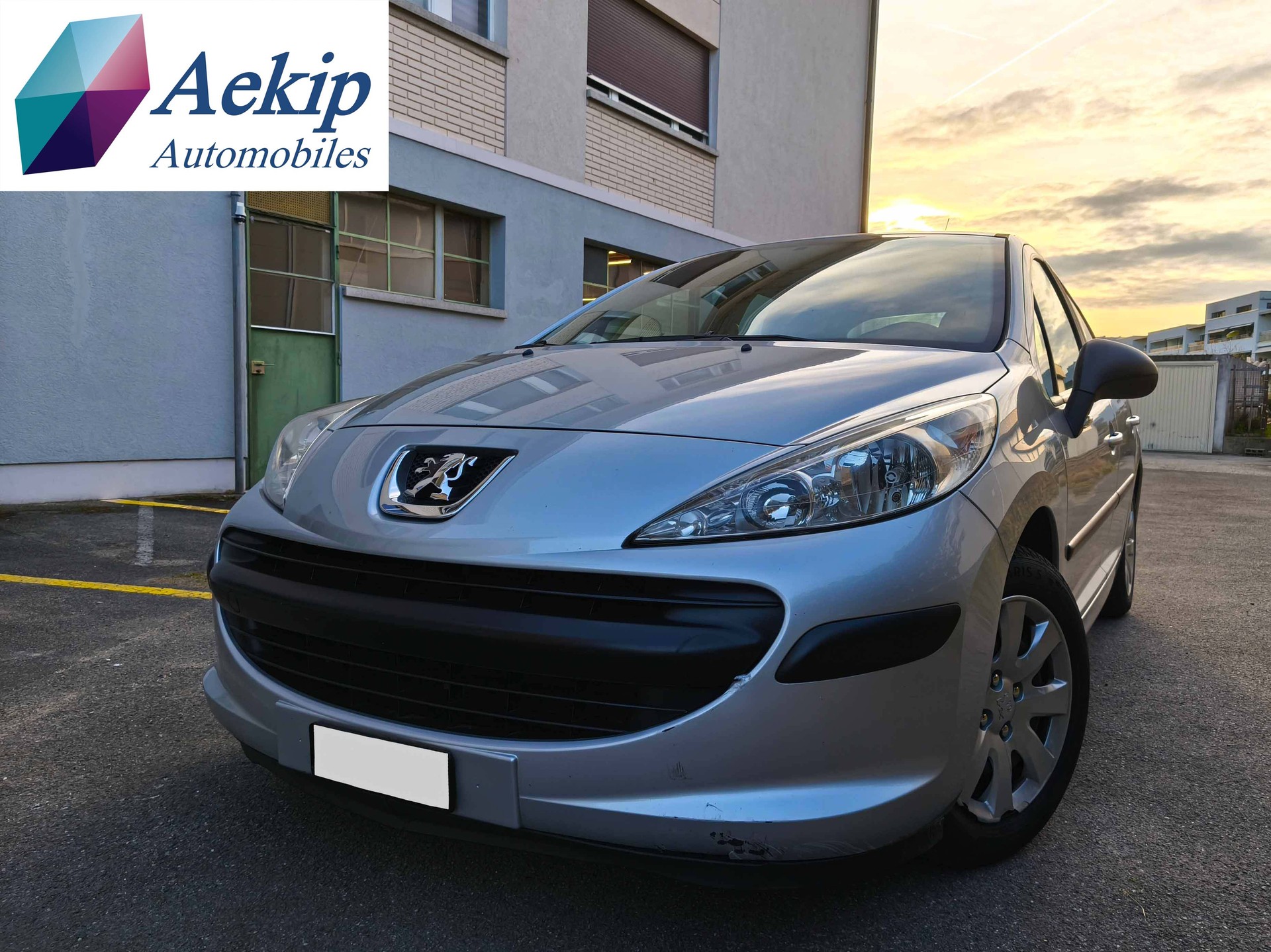 PEUGEOT 207 1.4 16V Sport