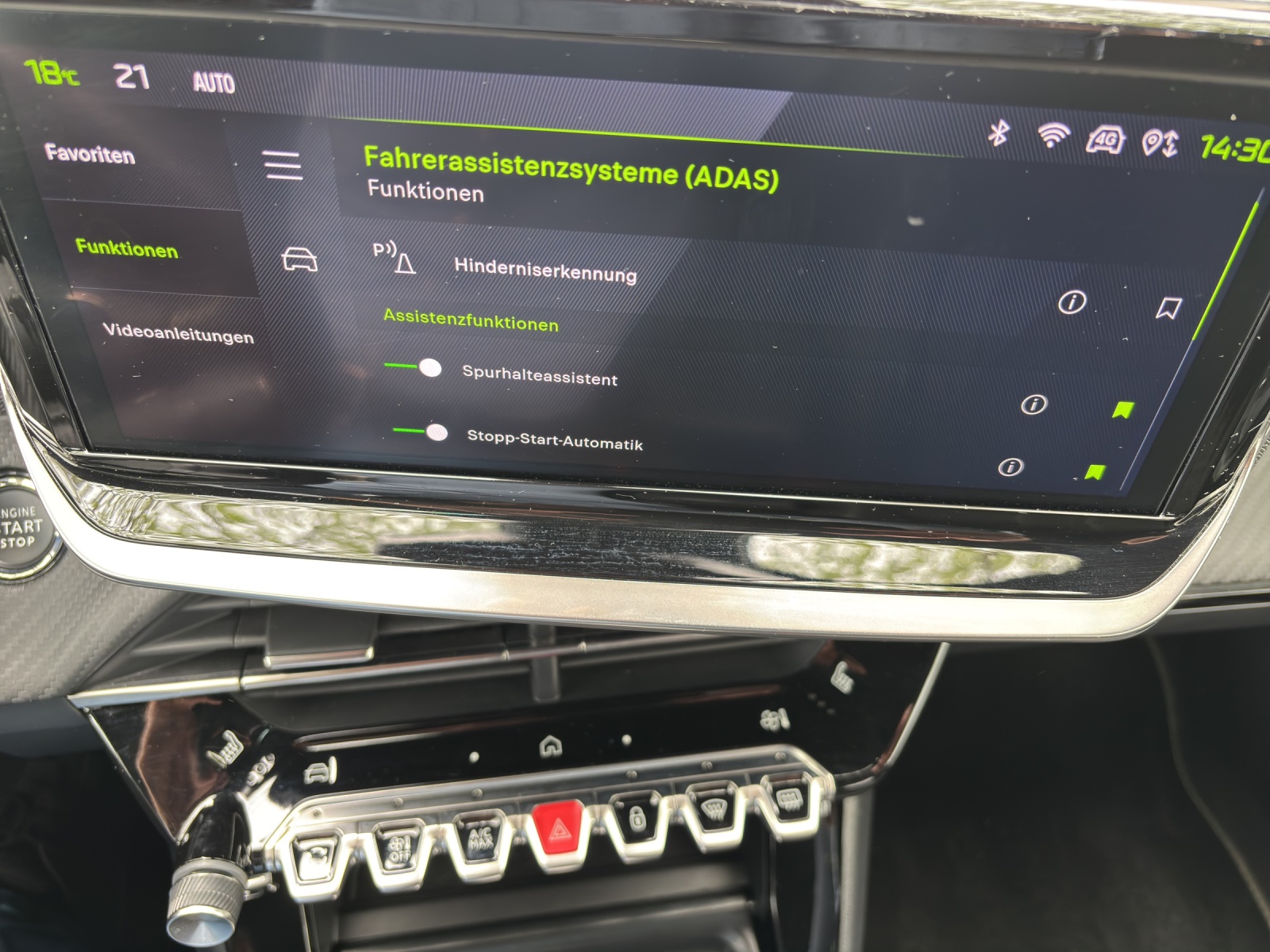 PEUGEOT 2008 1.2 PureTech GT-image-16
