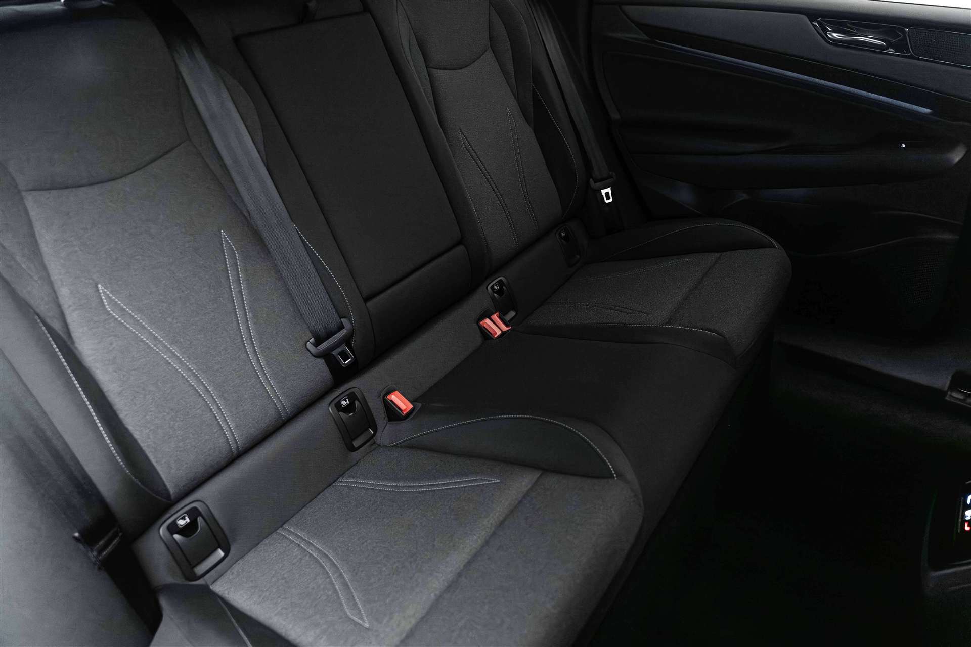 VW ID.7 Tourer Limited Edition 77kWh 285PS Automat-image-13