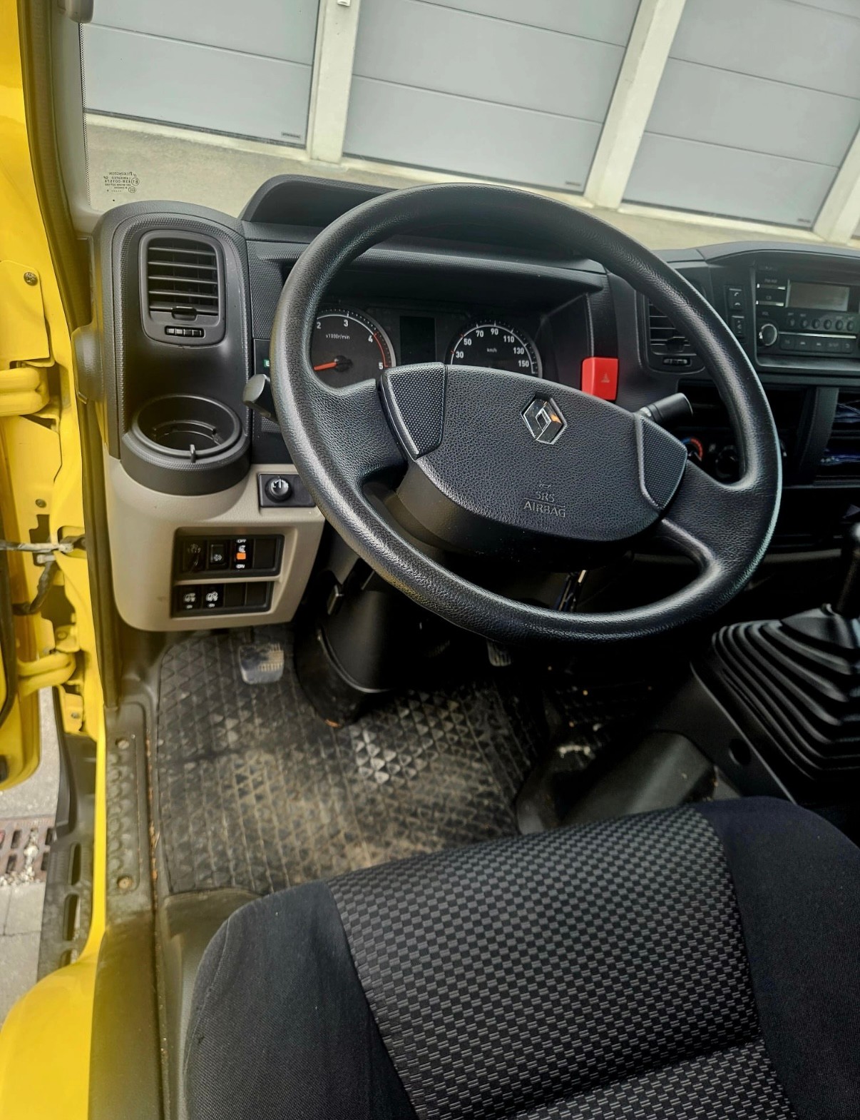 RENAULT Maxity 150.35-image-3