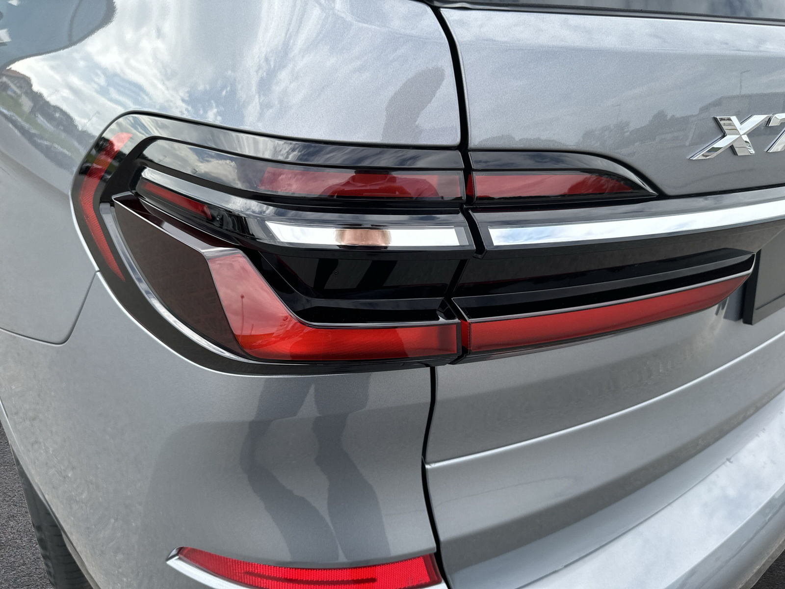 BMW X7 xDrive 48V 40d M Sport AHK 3.5T (CH)-image-15