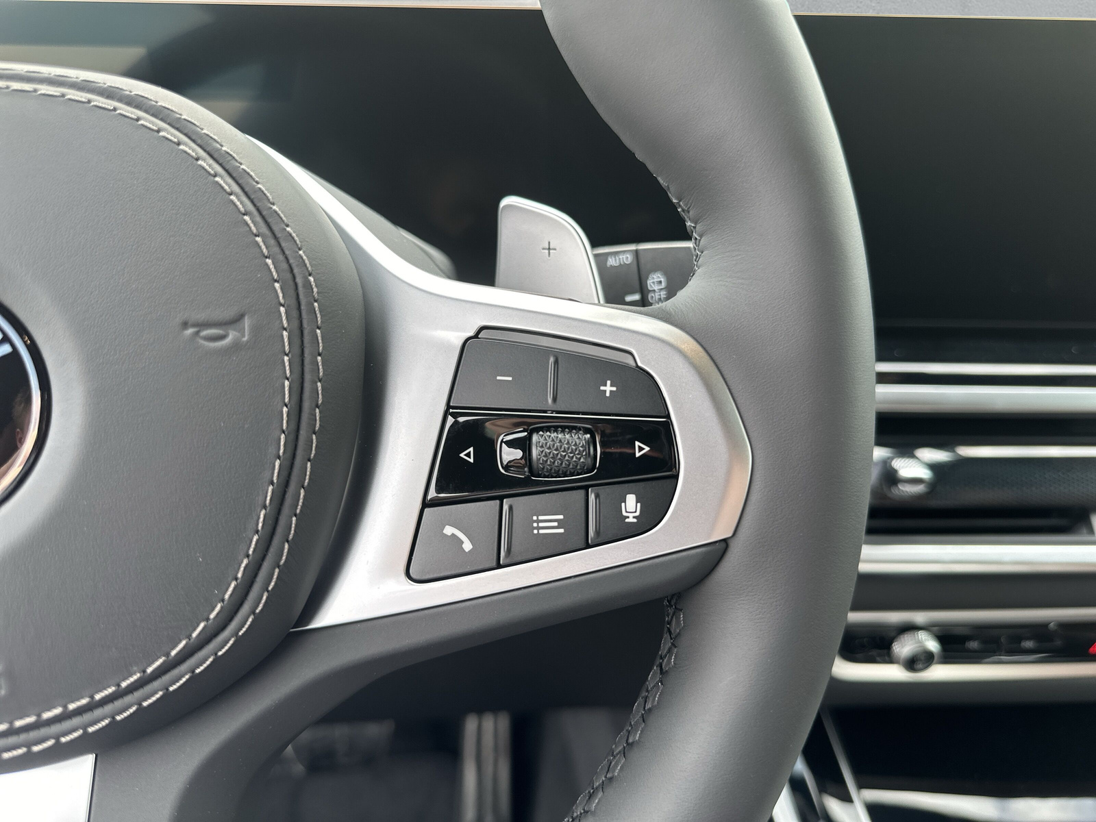 BMW X7 xDrive 48V 40d M Sport AHK 3.5T (CH)-image-10