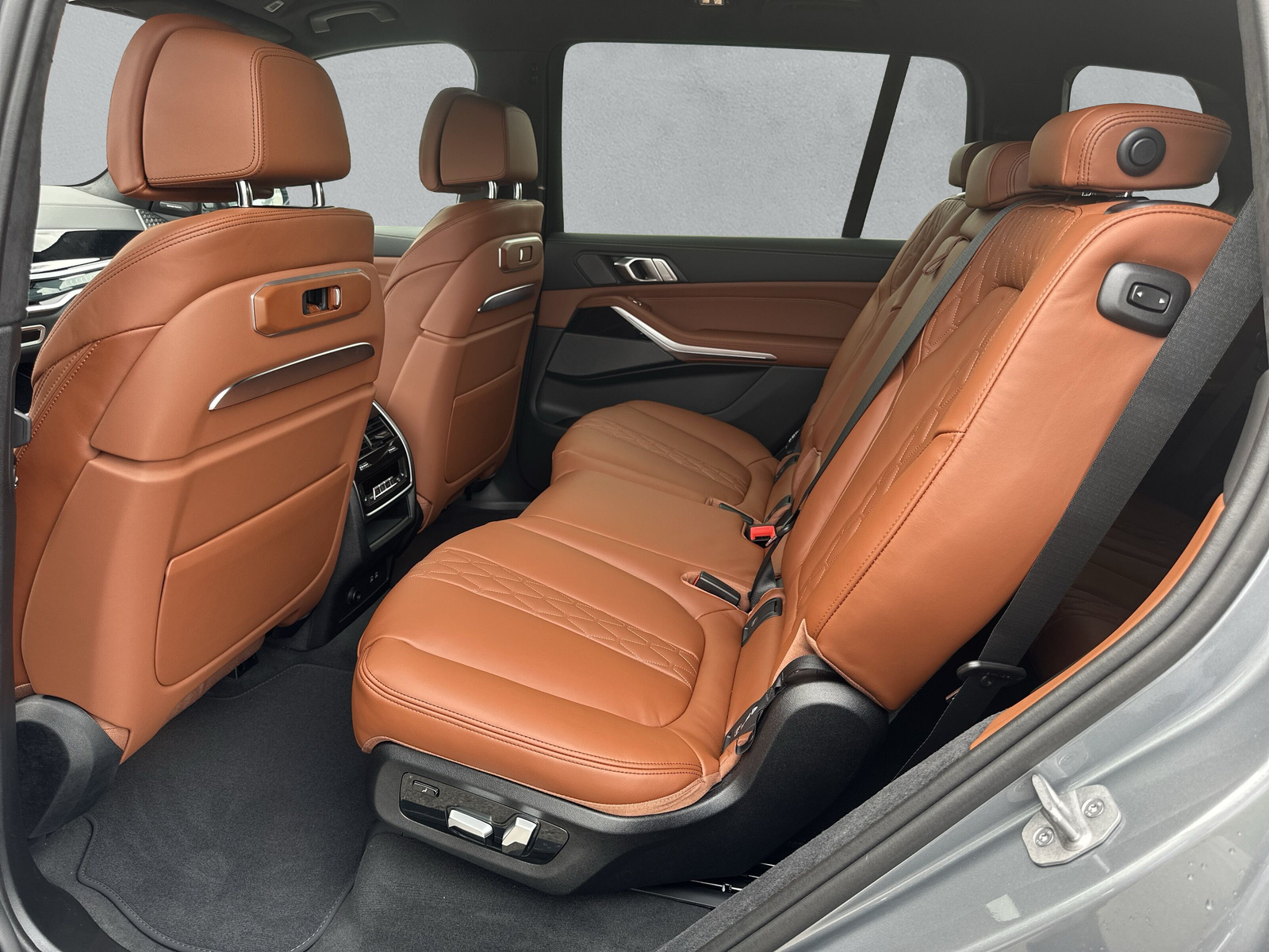 BMW X7 xDrive 48V 40d M Sport AHK 3.5T (CH)-image-7