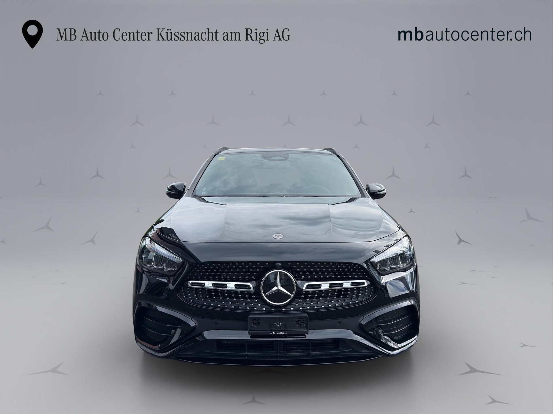 MERCEDES-BENZ GLA 250 Swiss Star AMG Line 4matic-showroom-element-1