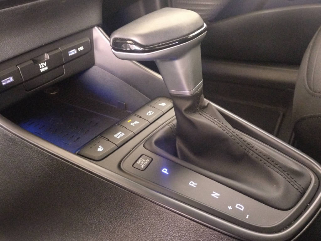 HYUNDAI i20 1.0 T-GDi Vertex-image-18