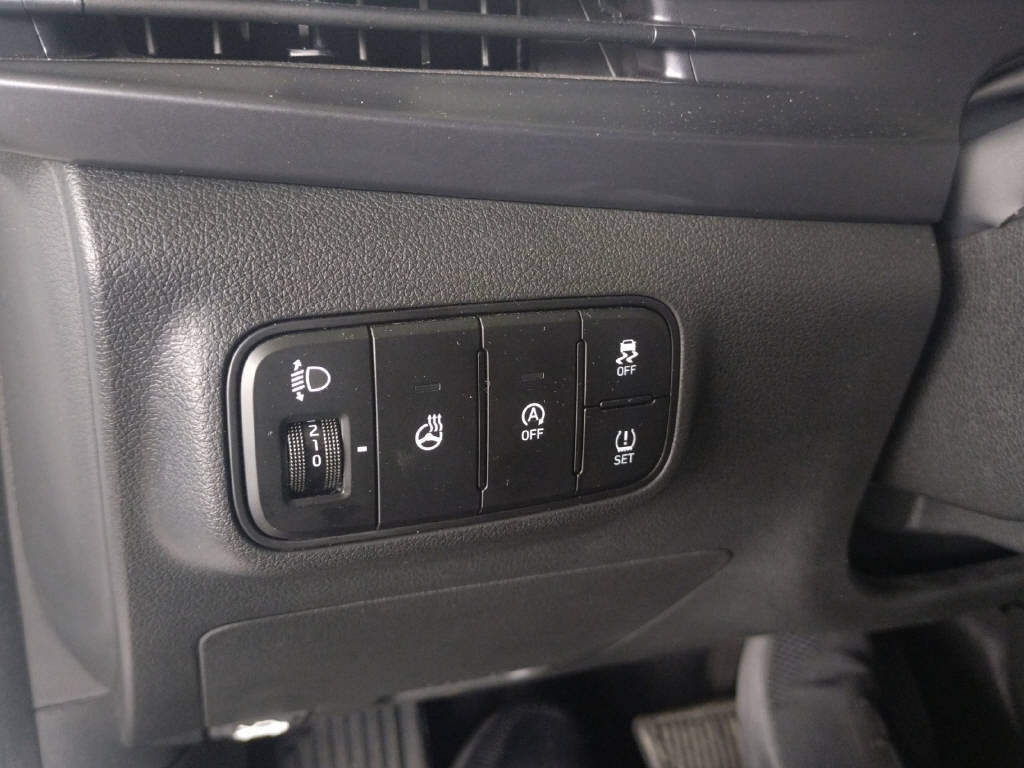 HYUNDAI i20 1.0 T-GDi Vertex-image-15