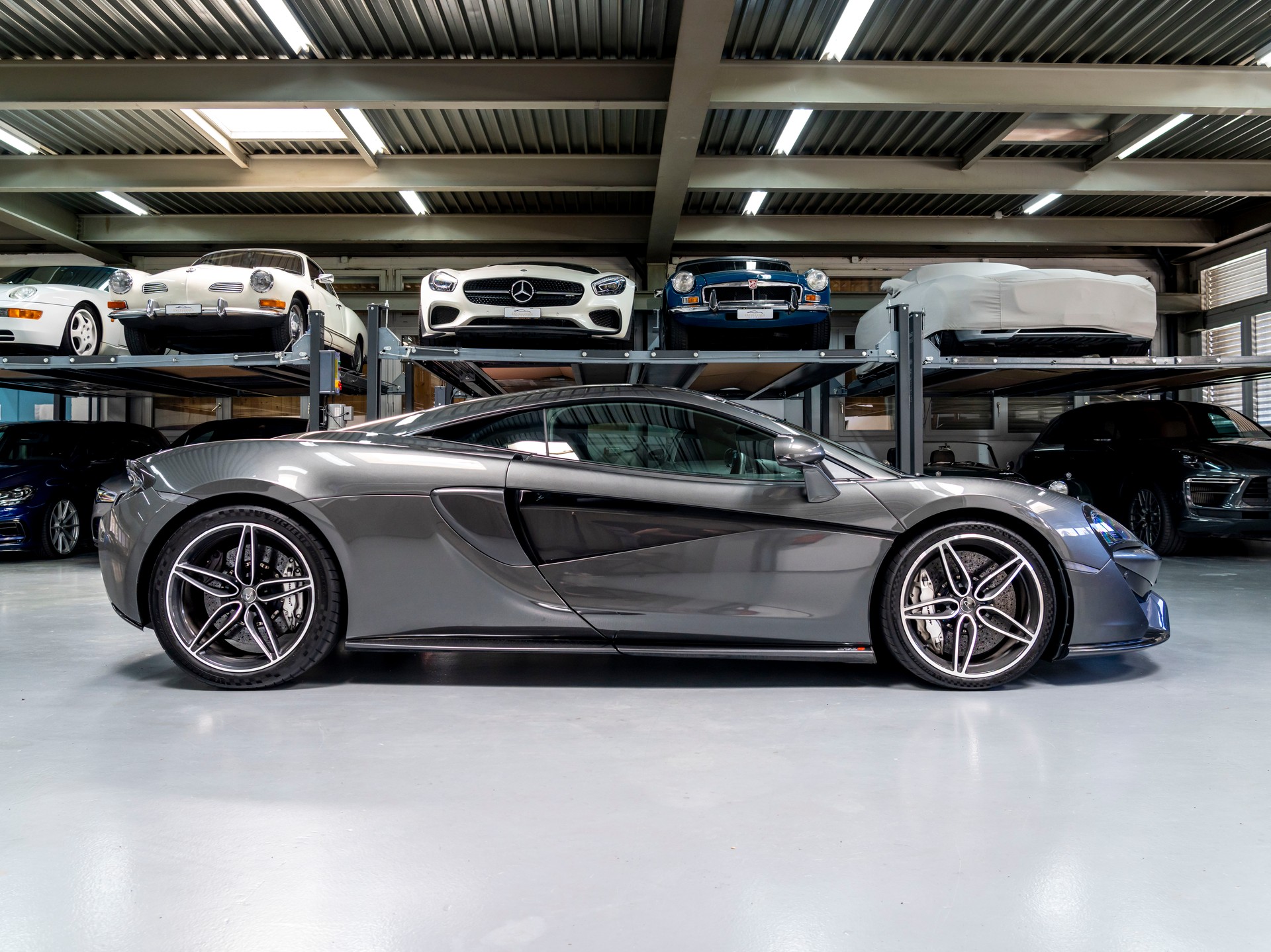 McLAREN 570S Coupé 3.8 V8 SSG-image-7