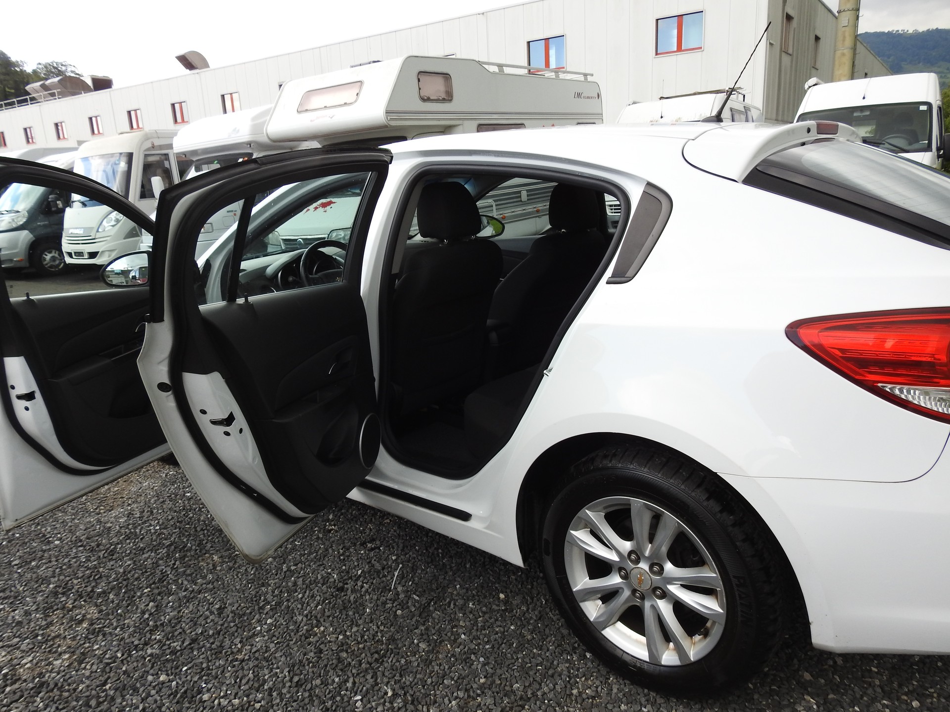 CHEVROLET Cruze 1.8 LTZ-image-15