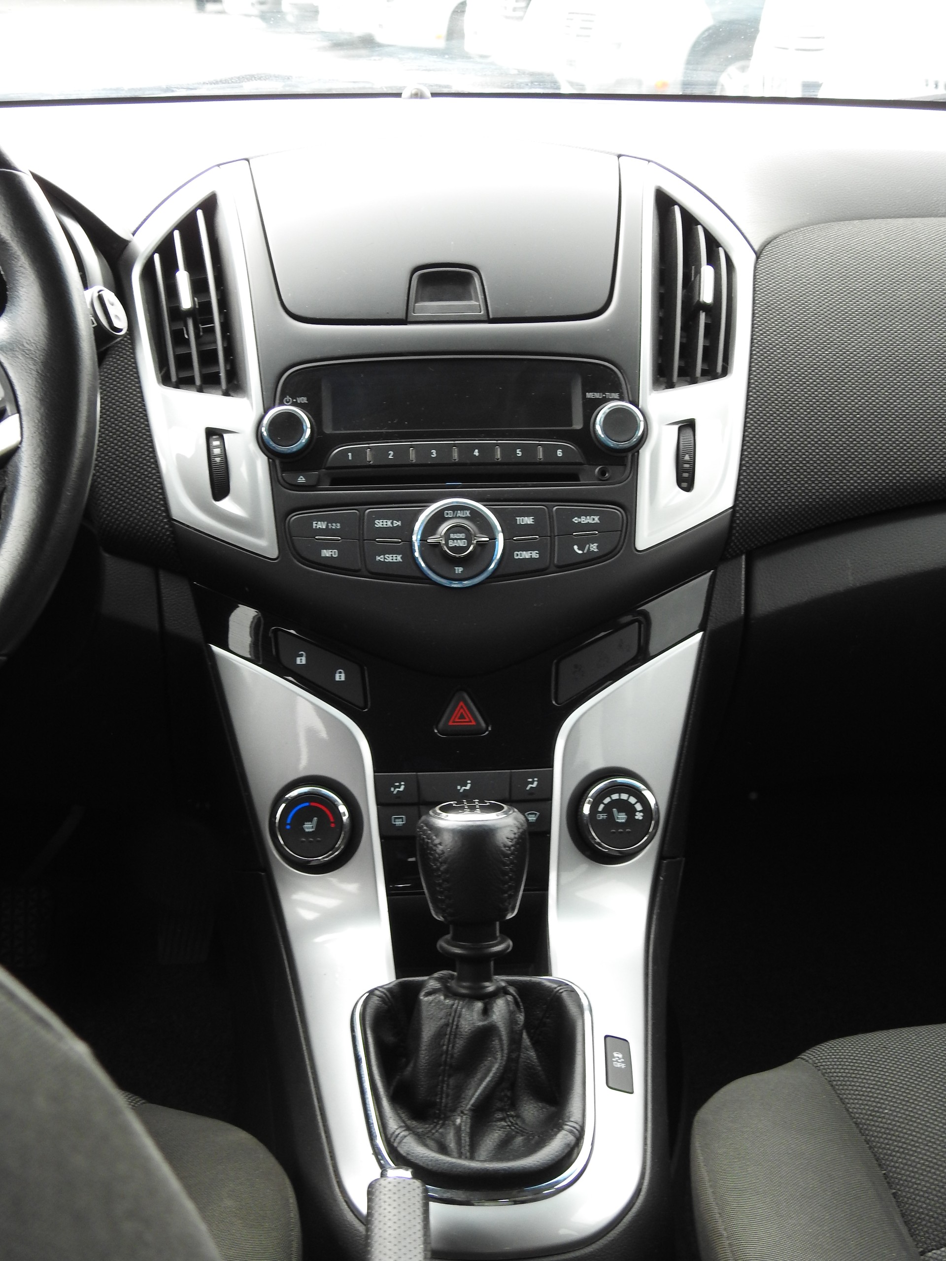 CHEVROLET Cruze 1.8 LTZ-image-17