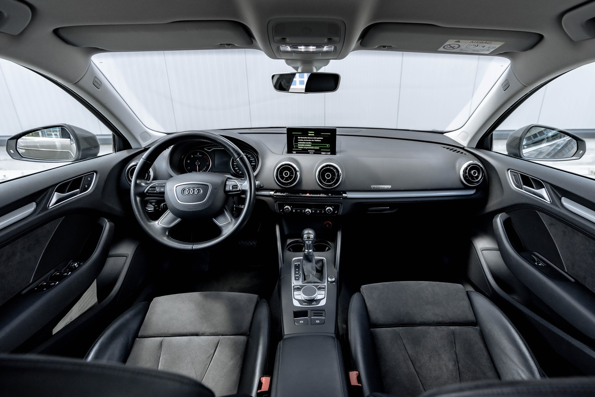 AUDI A3 Sportback 2.0 TDI Ambiente quattro S-tronic * traumhafte Ausstattung *-image-7