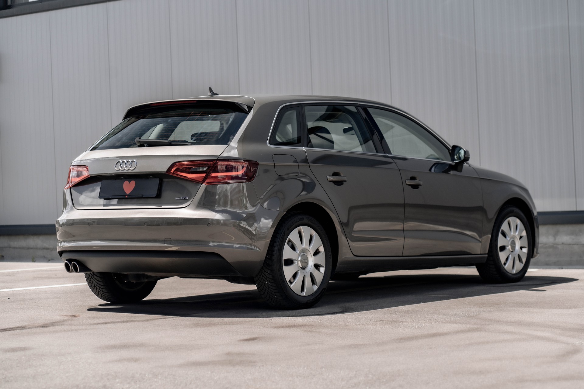AUDI A3 Sportback 2.0 TDI Ambiente quattro S-tronic * traumhafte Ausstattung *-showroom-element-3