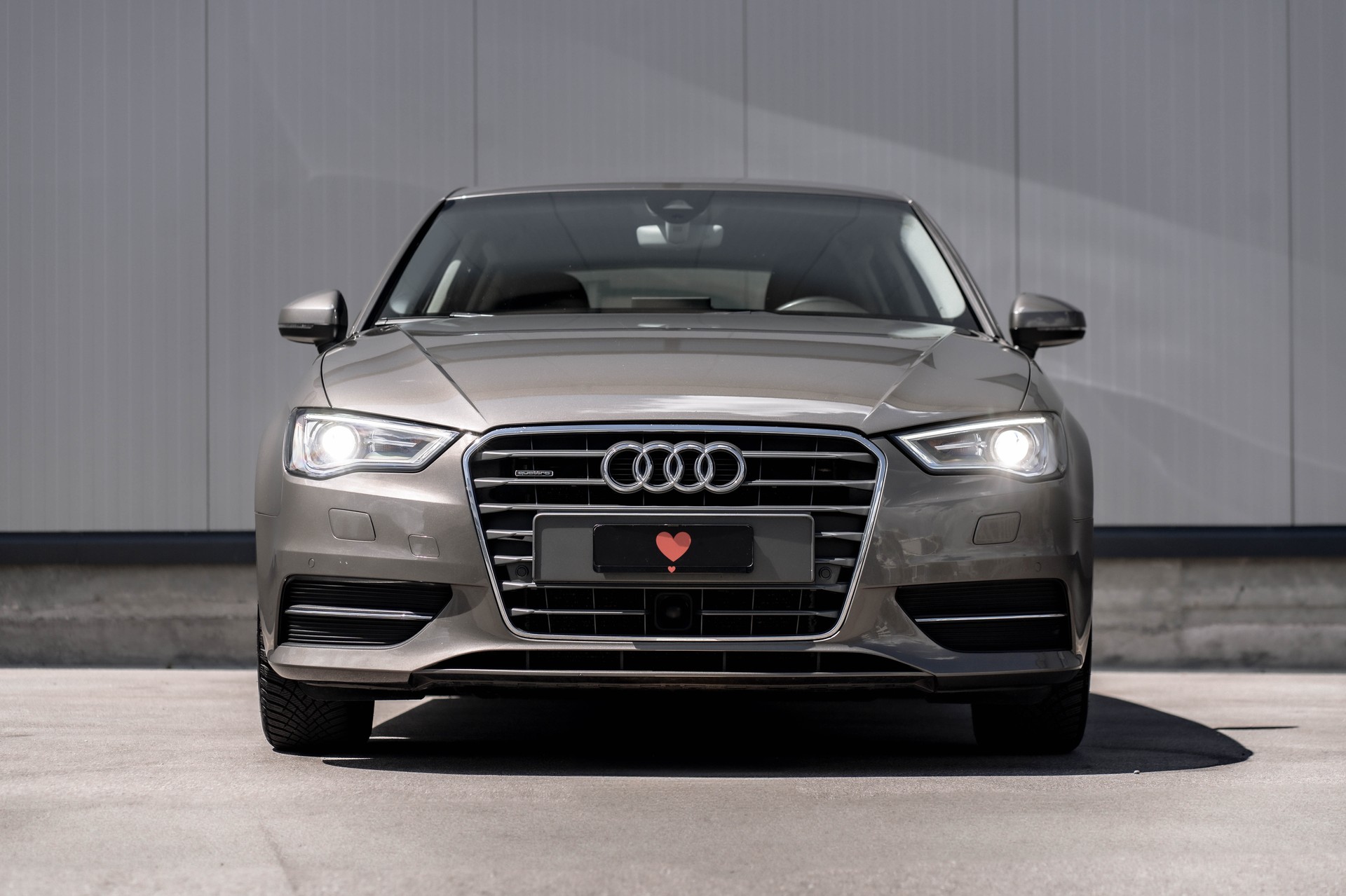 AUDI A3 Sportback 2.0 TDI Ambiente quattro S-tronic * traumhafte Ausstattung *-showroom-element-1