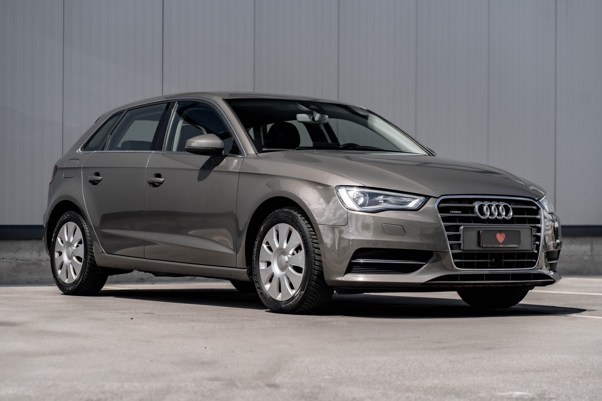 AUDI A3 Sportback 2.0 TDI Ambiente quattro S-tronic * traumhafte Ausstattung *-showroom-element-2