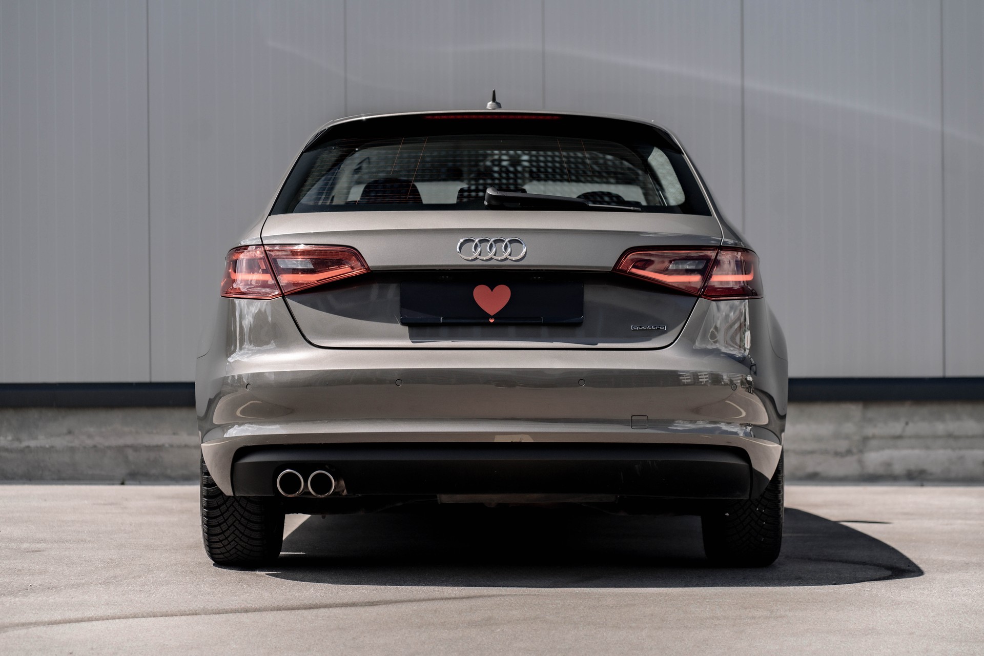 AUDI A3 Sportback 2.0 TDI Ambiente quattro S-tronic * traumhafte Ausstattung *-image-4