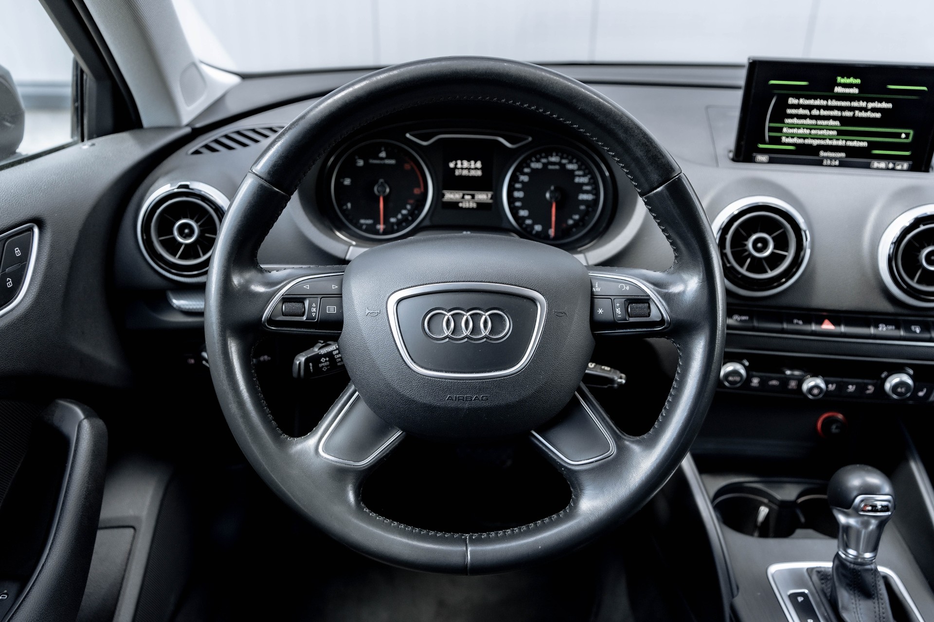 AUDI A3 Sportback 2.0 TDI Ambiente quattro S-tronic * traumhafte Ausstattung *-image-8