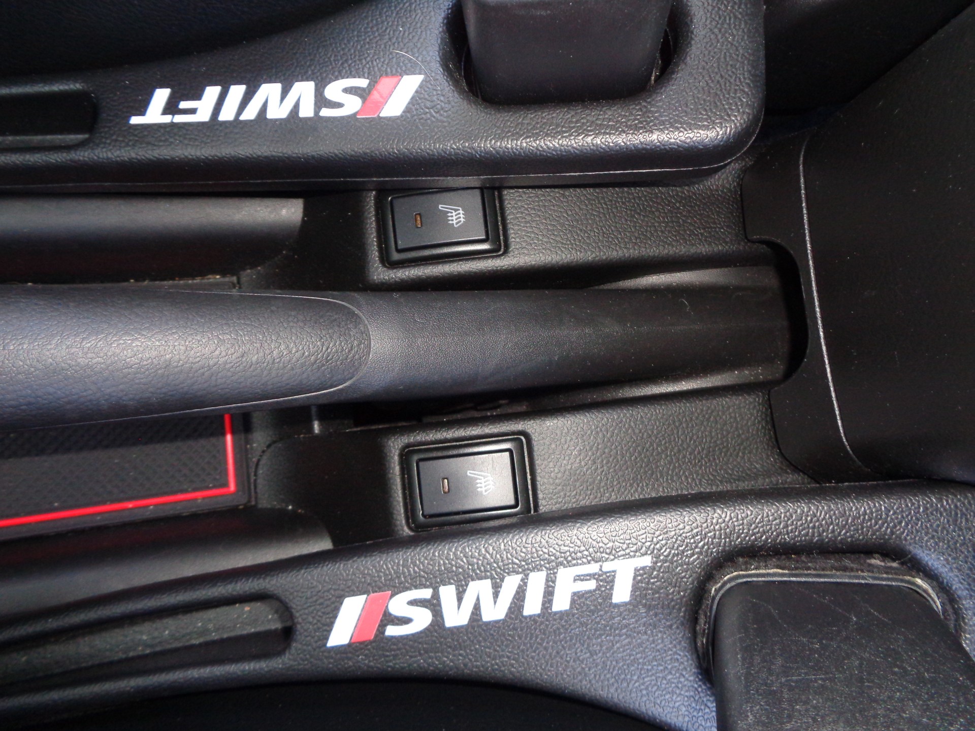 SUZUKI Swift Sport 1.4i 16V Compact Top-image-18