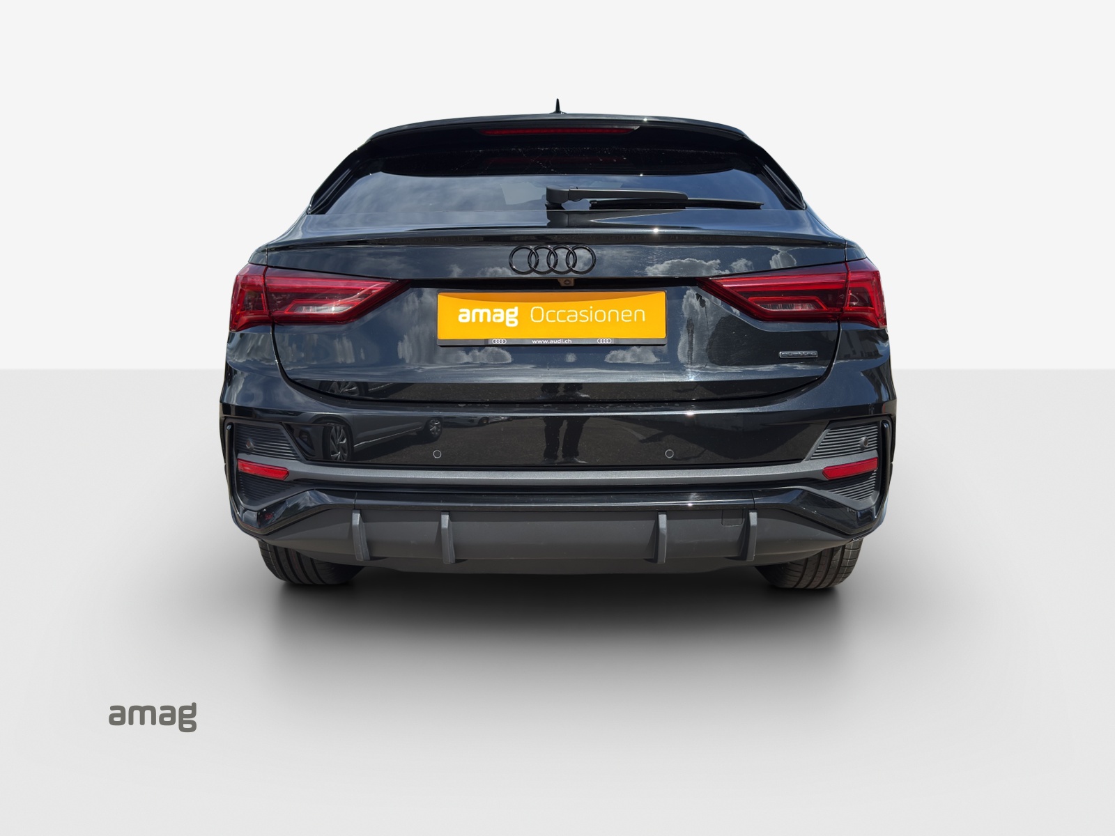 AUDI Q3 Sportback 40 TFSI S line quattro S-tronic-showroom-element-3