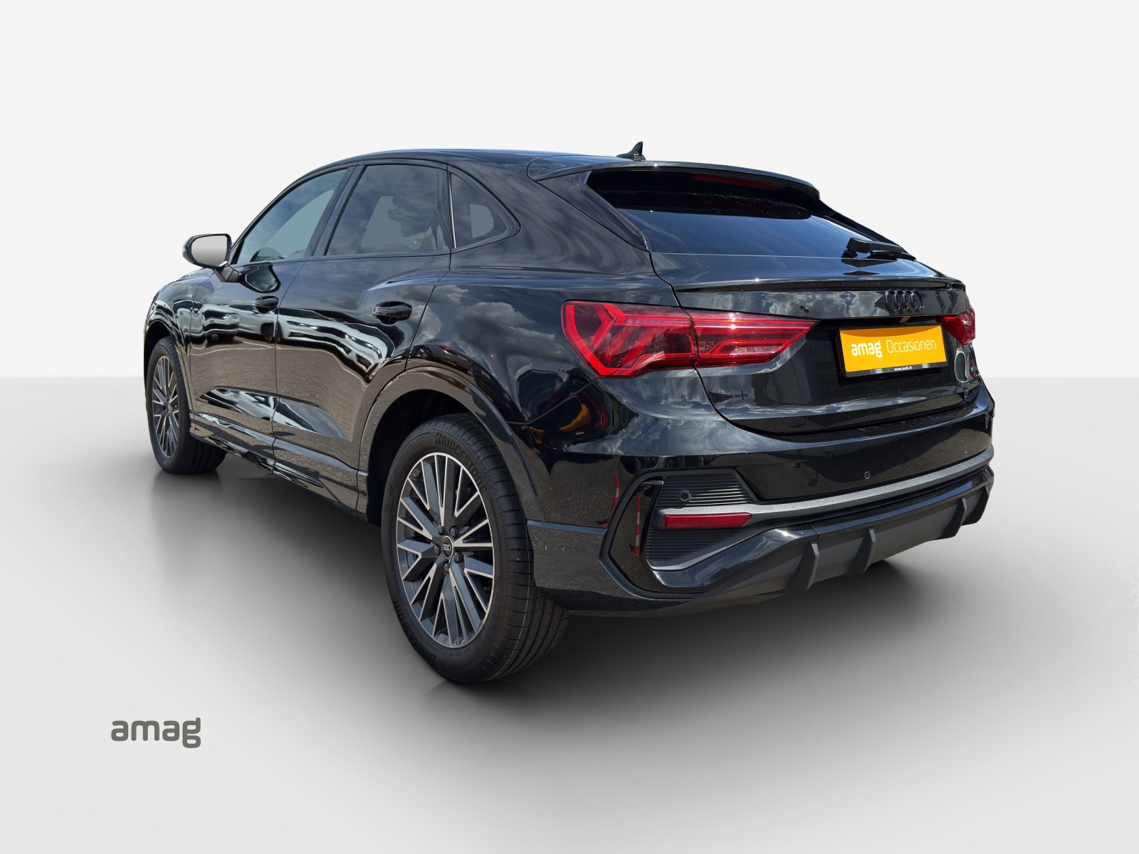 AUDI Q3 Sportback 40 TFSI S line quattro S-tronic-showroom-element-2