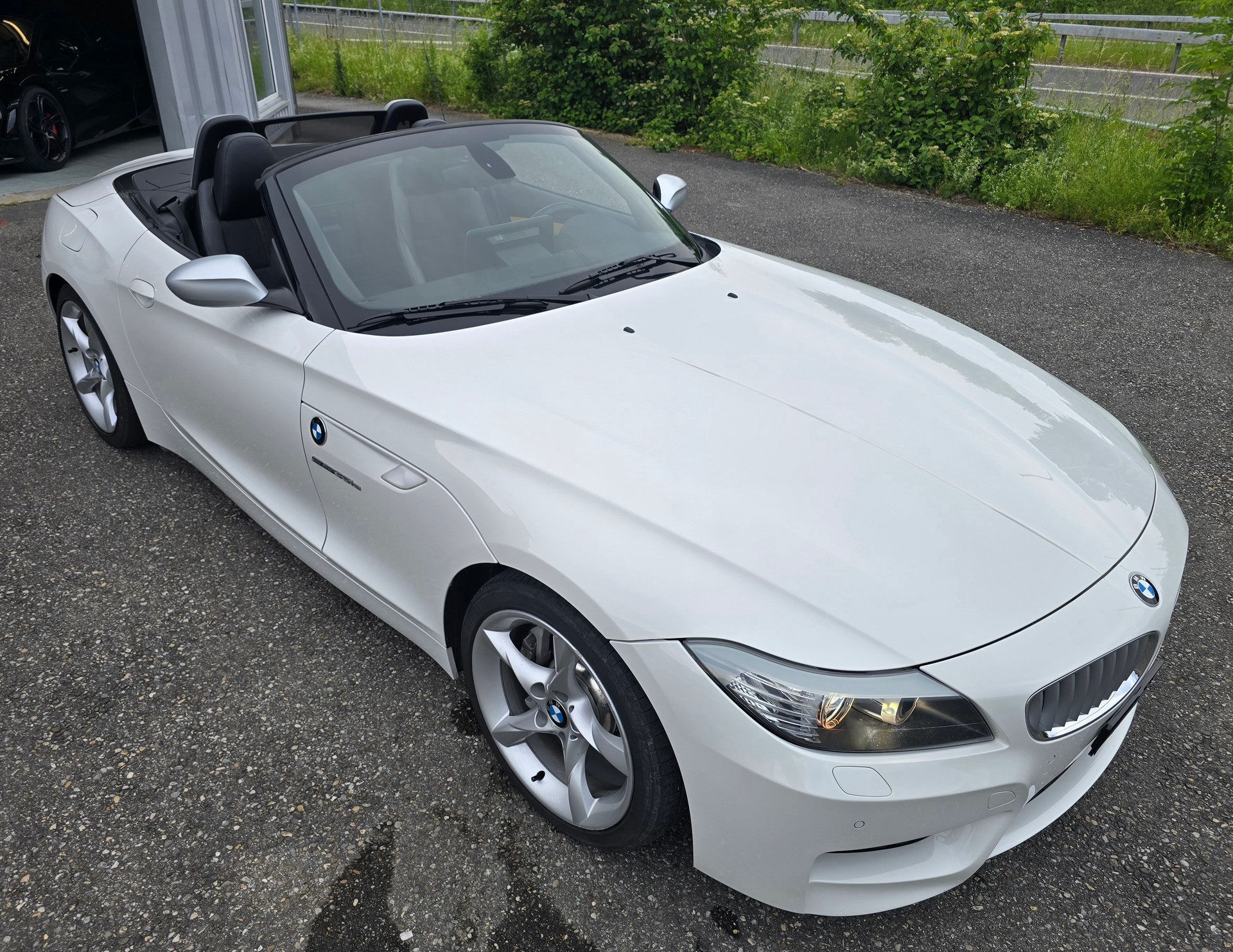 BMW Z4 sDrive35is DKG-image-3