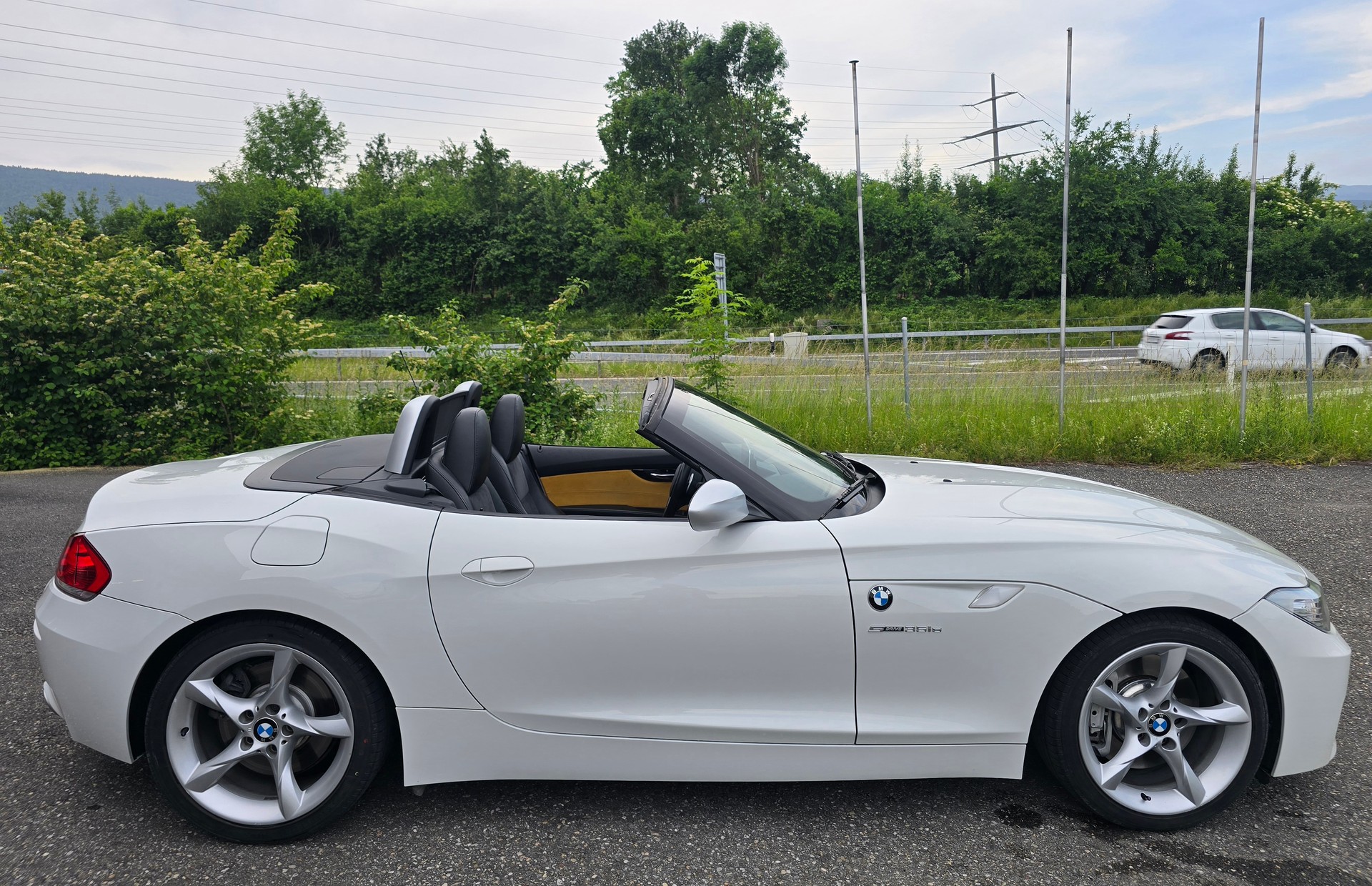 BMW Z4 sDrive35is DKG-image-4