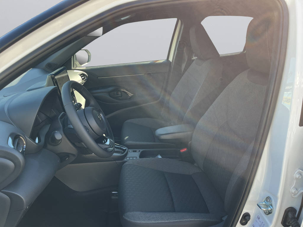TOYOTA Yaris Cross 1.5 Trend e-CVT-image-8