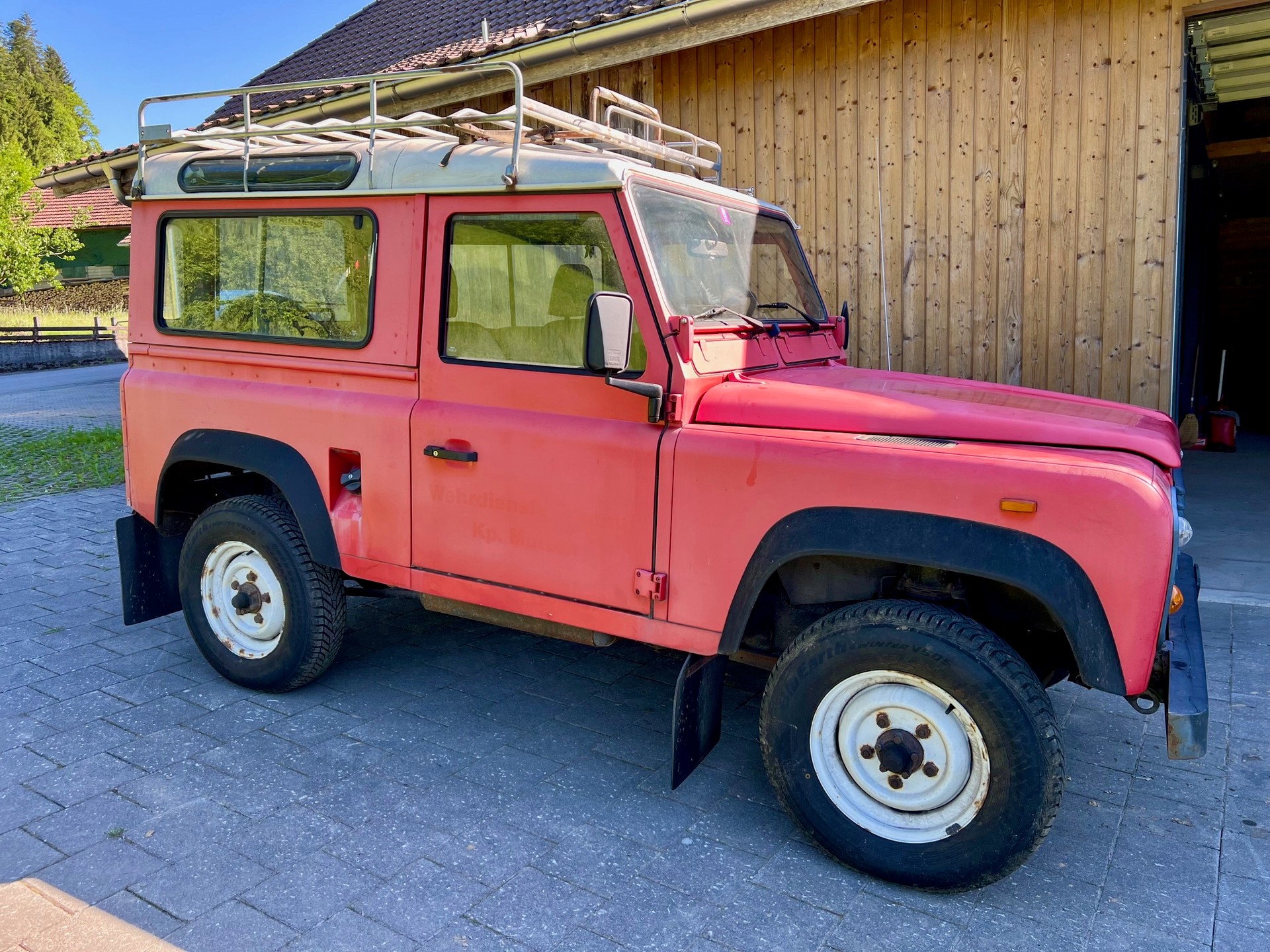 LAND ROVER 90 3.5 Station Wagon-image-6