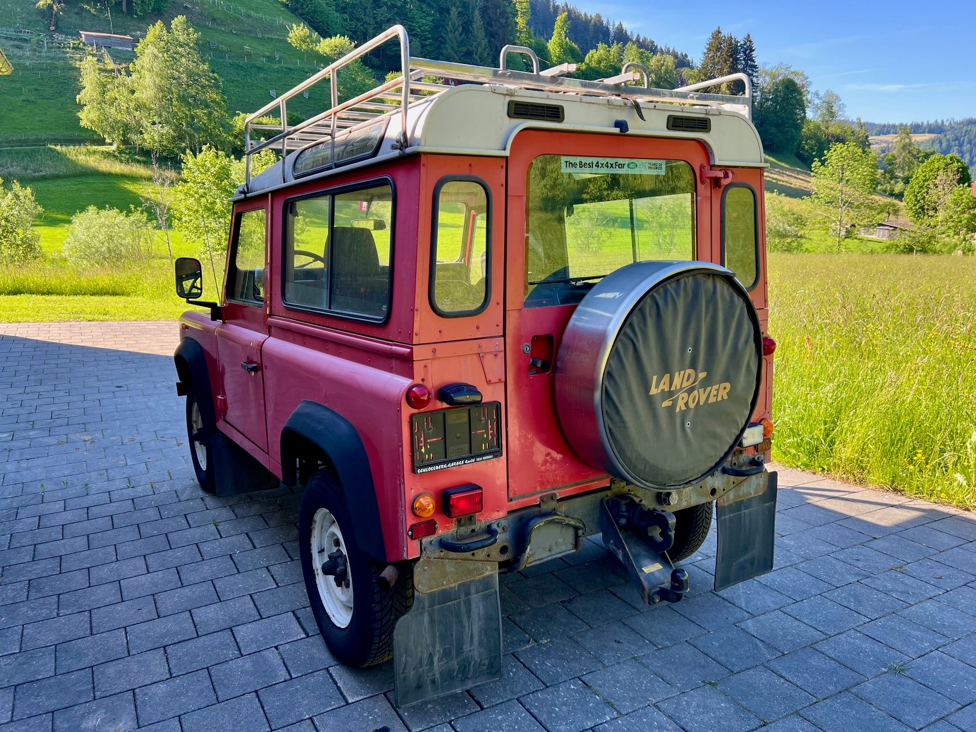 LAND ROVER 90 3.5 Station Wagon-showroom-element-3