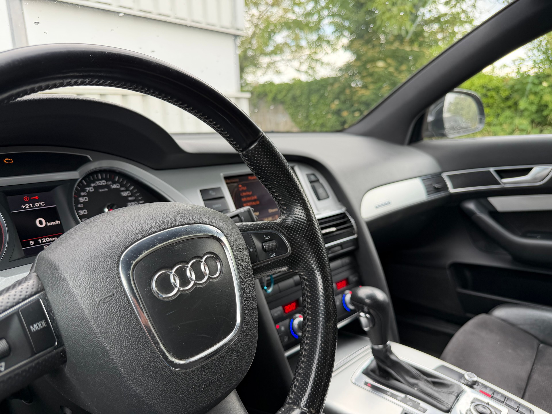 AUDI AUDI A6 Avant 3.0 V6 TDI quattro tiptronic-image-11